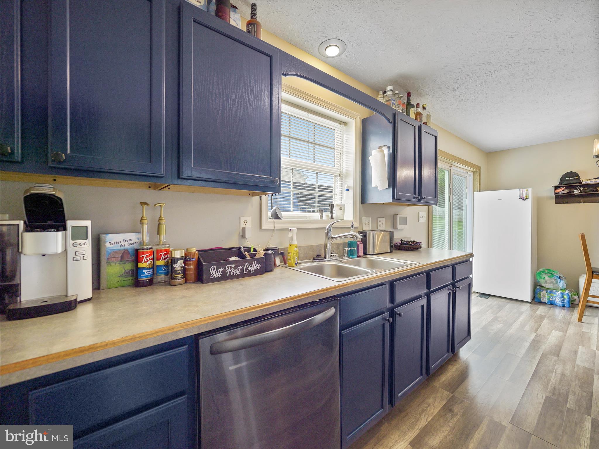 RIDGEFIELD - Residential