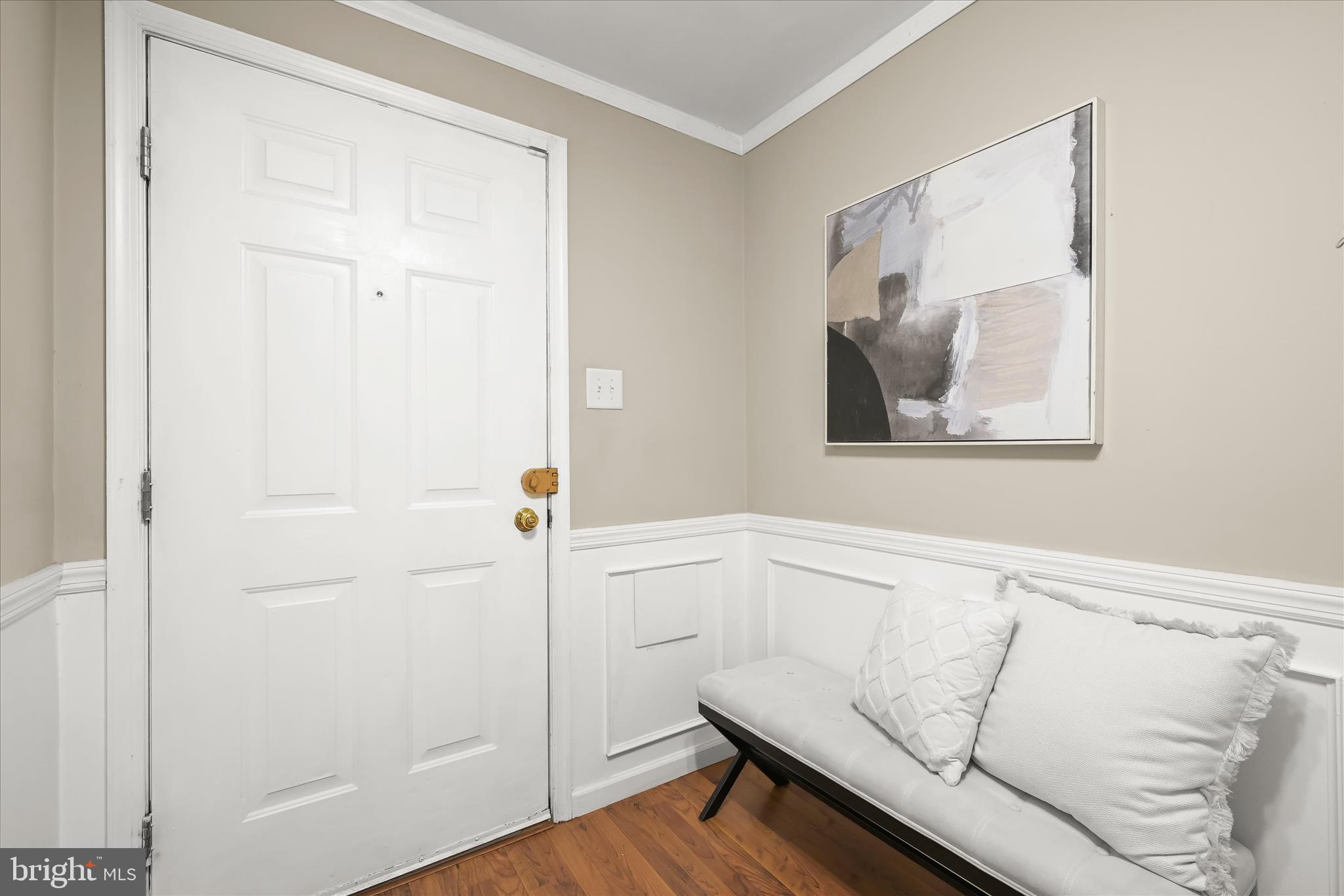 RIVERCHASE - Residential