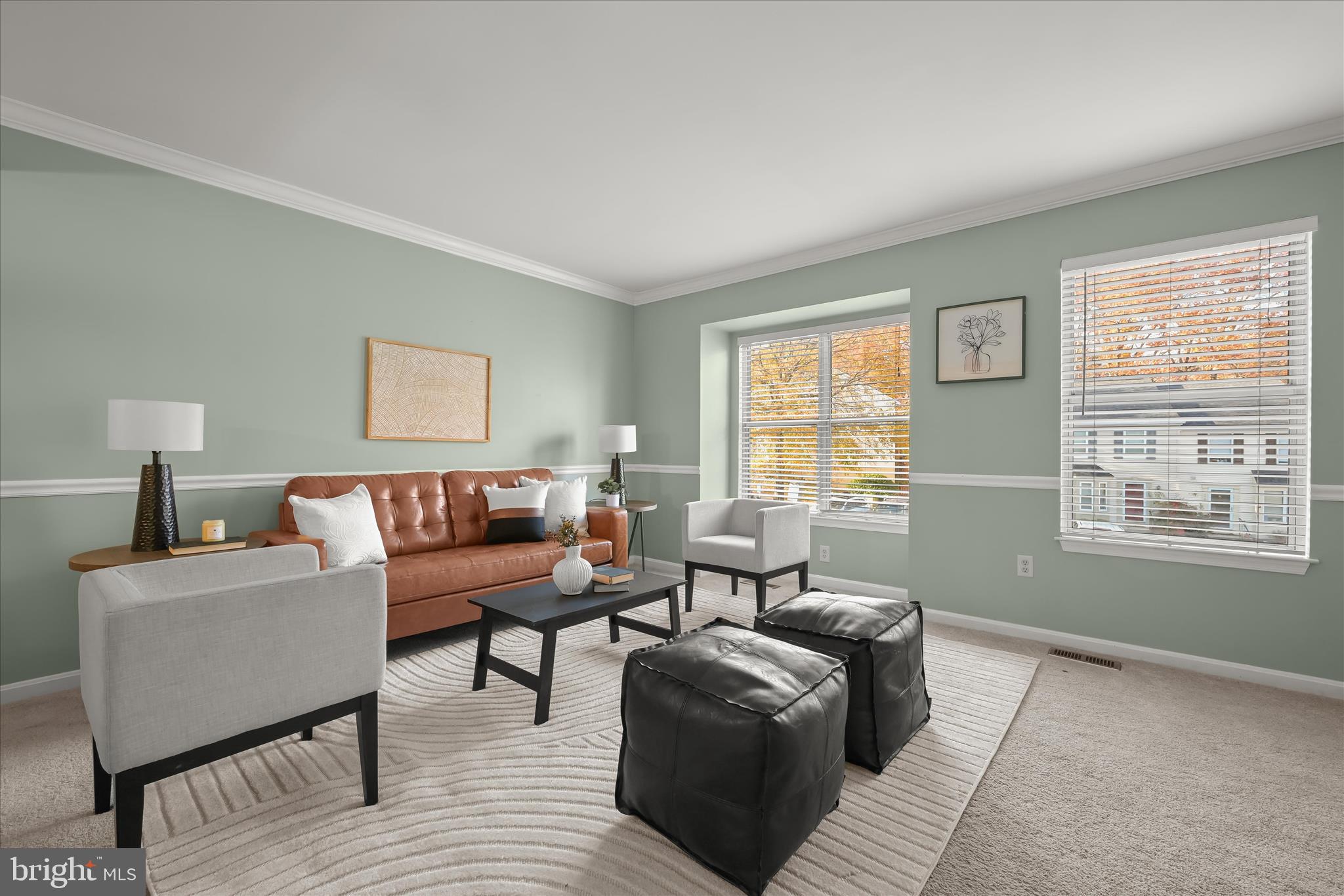 RIVERCHASE - Residential