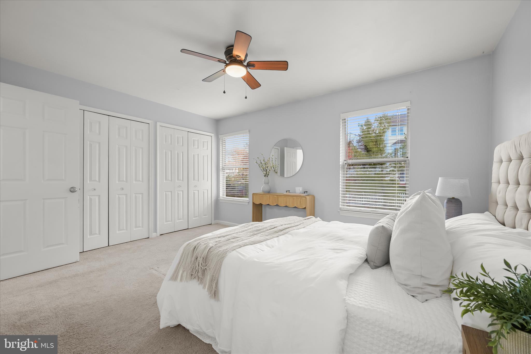 RIVERCHASE - Residential