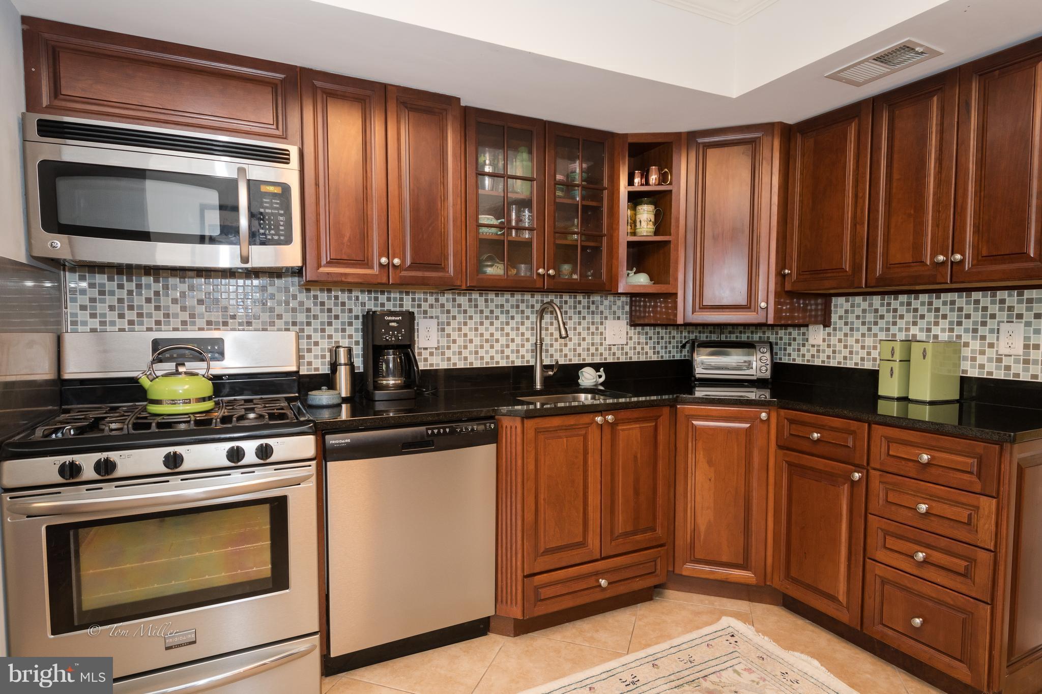 CROSS KEYS - Residential