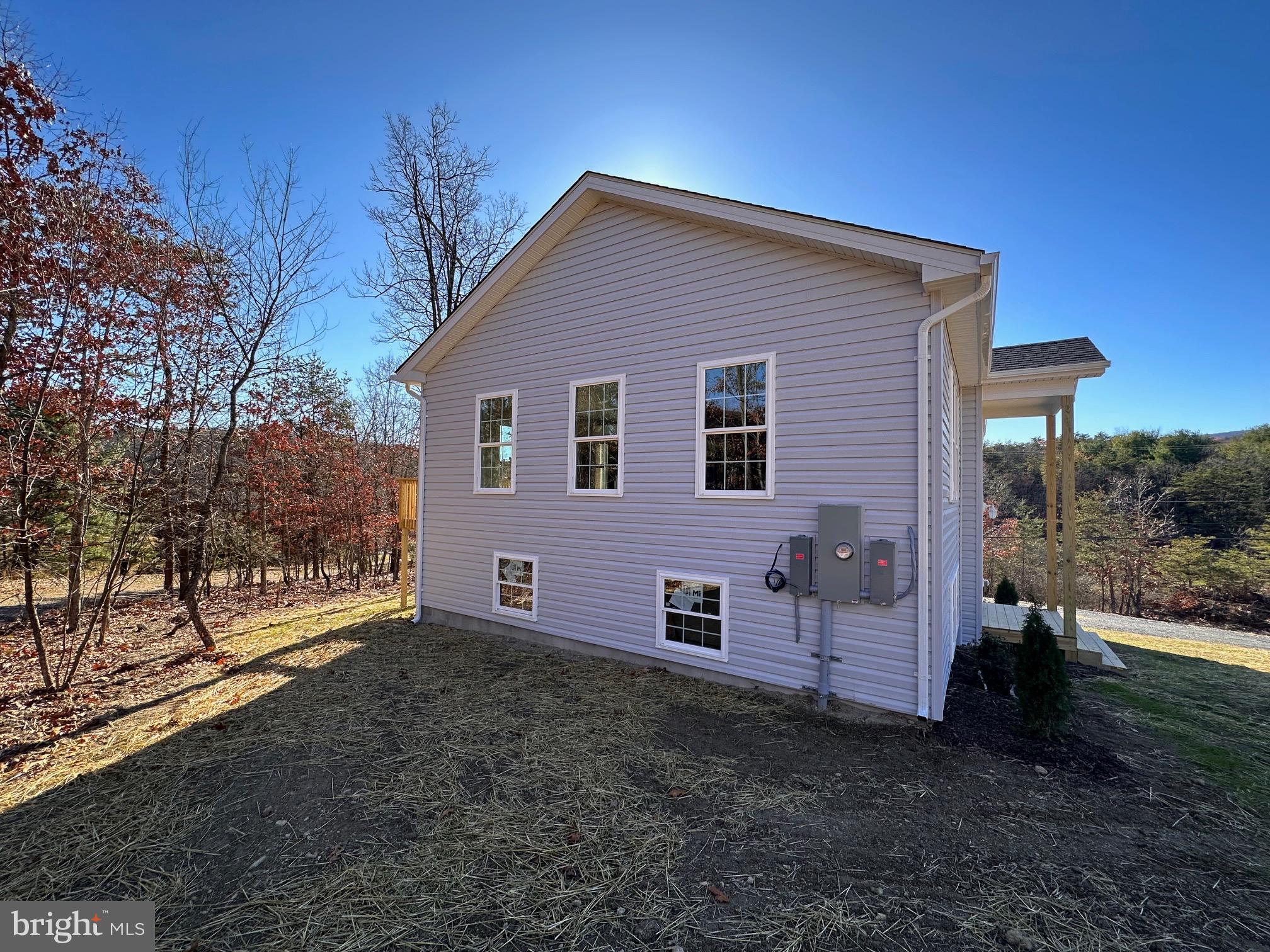 CACAPON SOUTH - Residential Lease