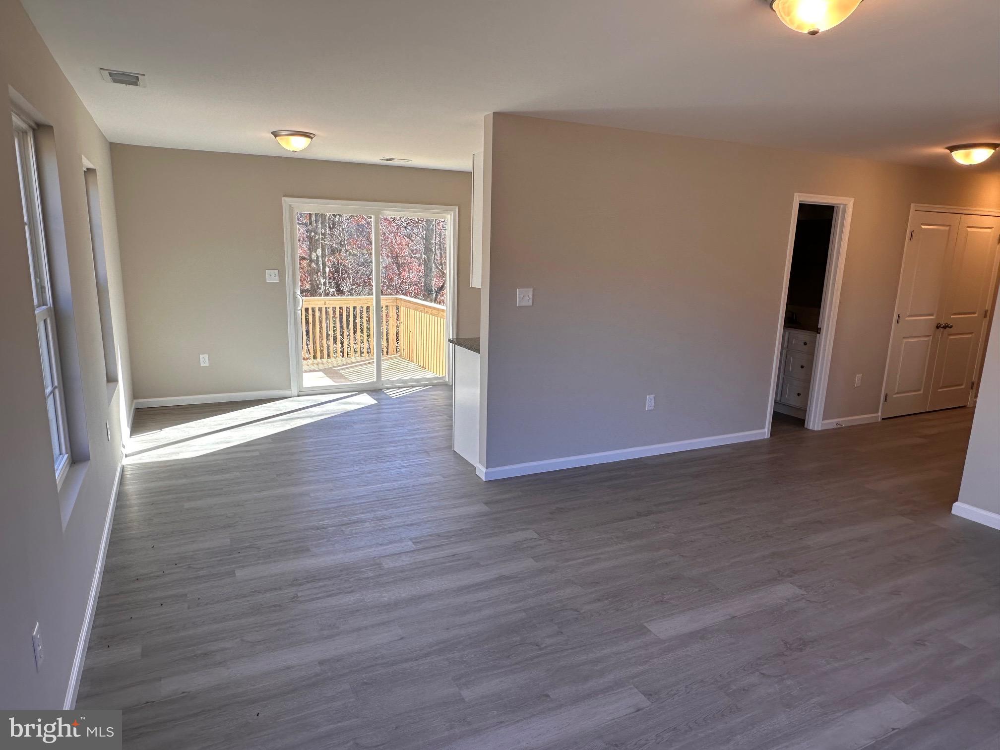 CACAPON SOUTH - Residential Lease