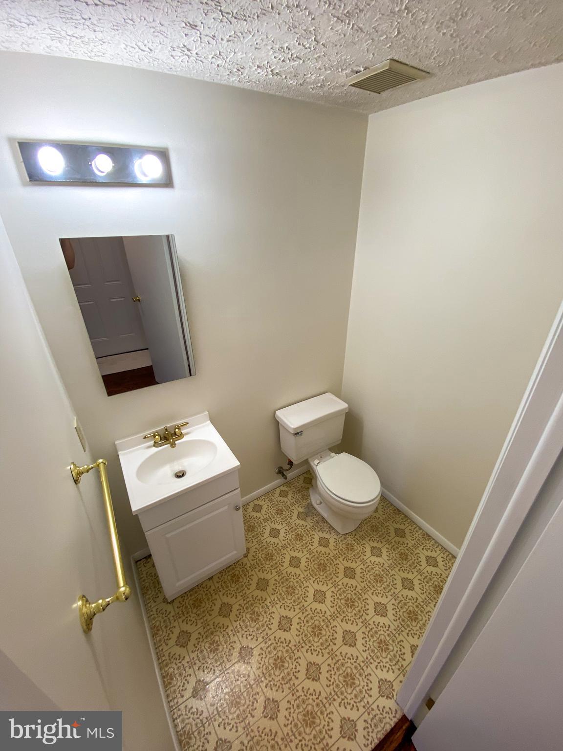 CEDAR ACRES - Residential