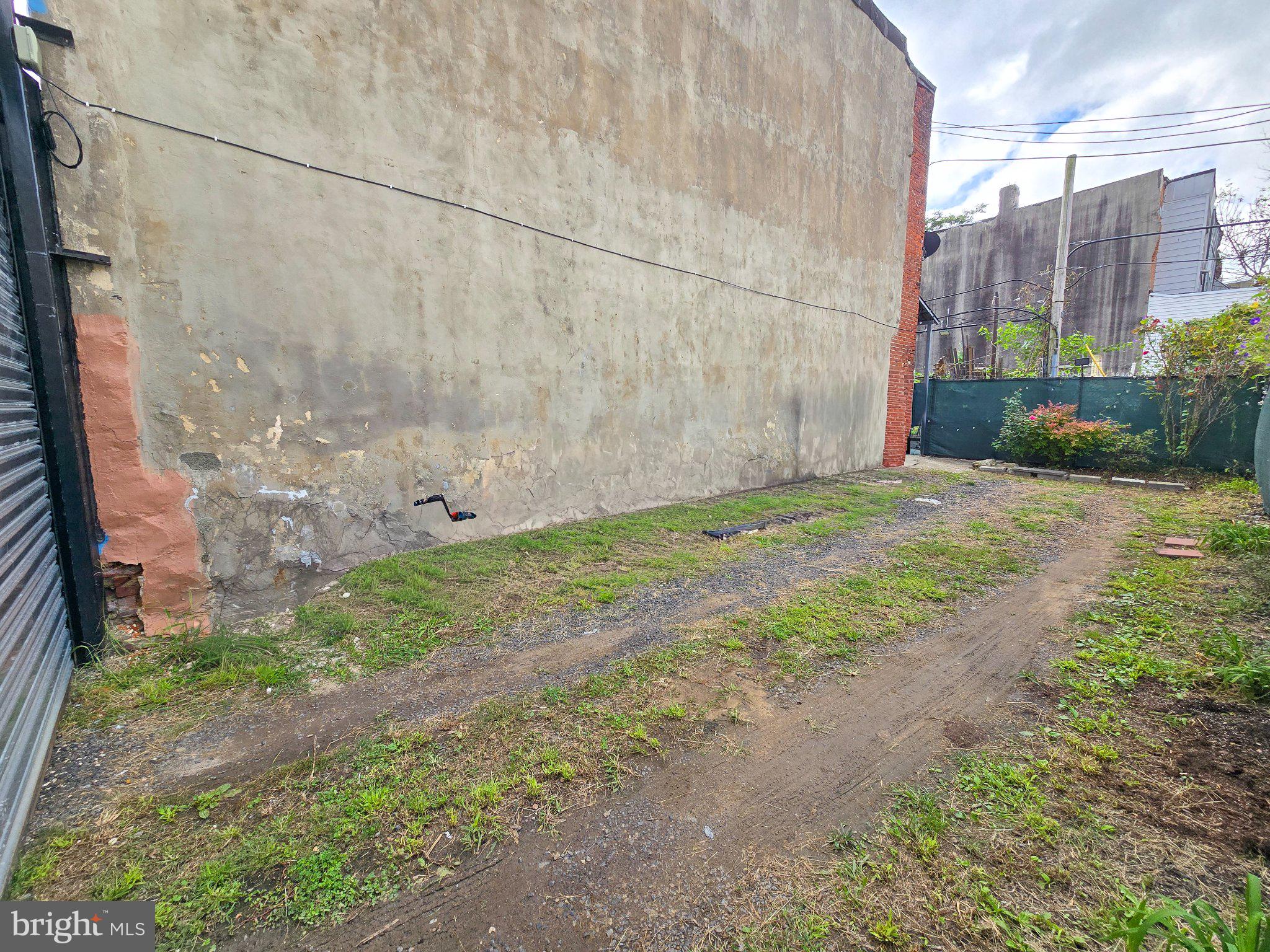 620 W MAYFIELD STREET