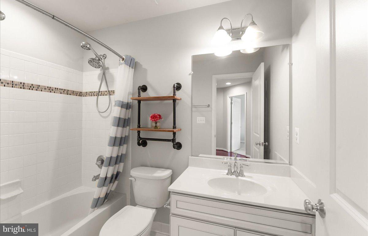 VILLAGES OF PIEDMONT II - Residential