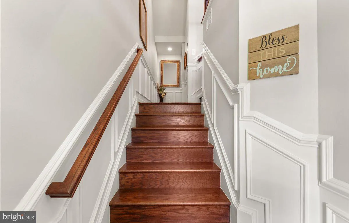 Haymarket, Virginia 20169, United States, 3 Bedrooms Bedrooms, ,4 BathroomsBathrooms,Residential,Active,229756