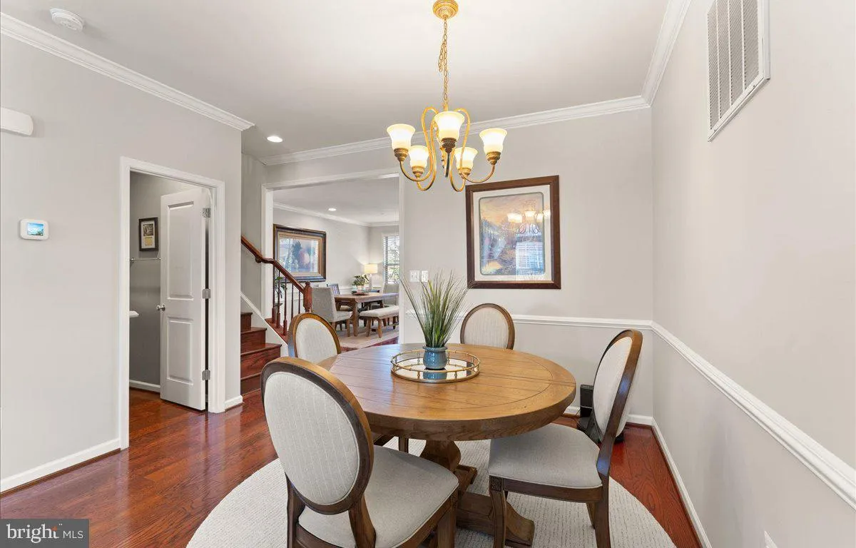 Haymarket, Virginia 20169, United States, 3 Bedrooms Bedrooms, ,4 BathroomsBathrooms,Residential,Active,229756