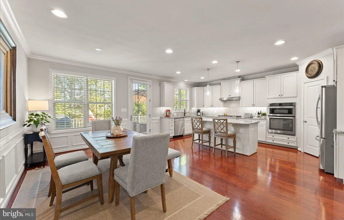 Haymarket, Virginia 20169, United States, 3 Bedrooms Bedrooms, ,4 BathroomsBathrooms,Residential,Active,229756