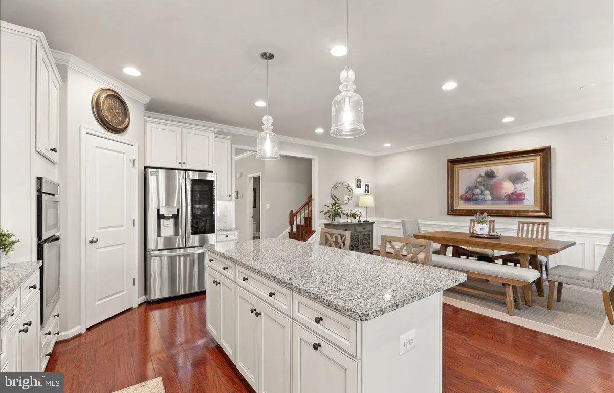 Haymarket, Virginia 20169, United States, 3 Bedrooms Bedrooms, ,4 BathroomsBathrooms,Residential,Active,229756