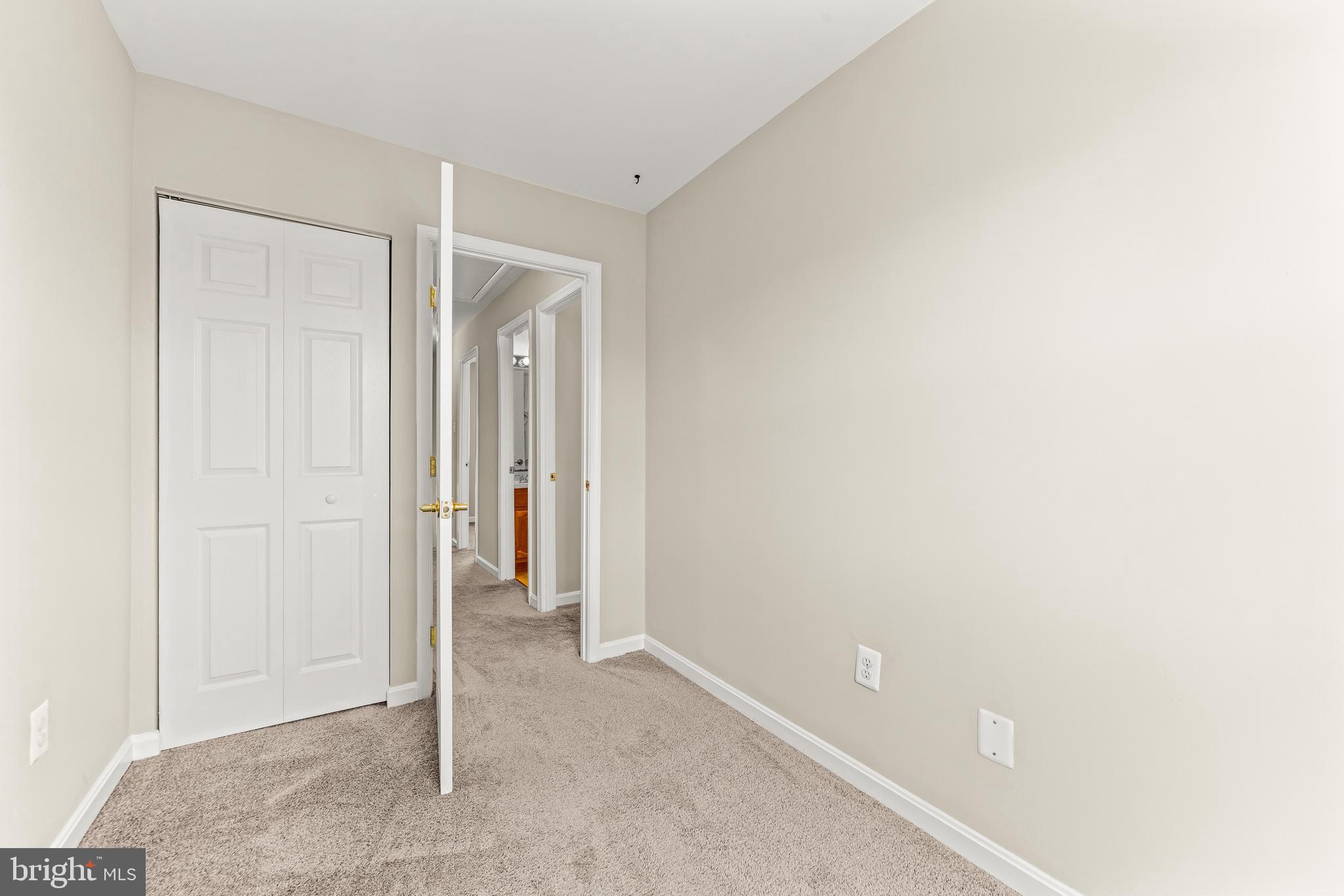 FRANKLIN RIDGE TOWNHOUSE - Residential