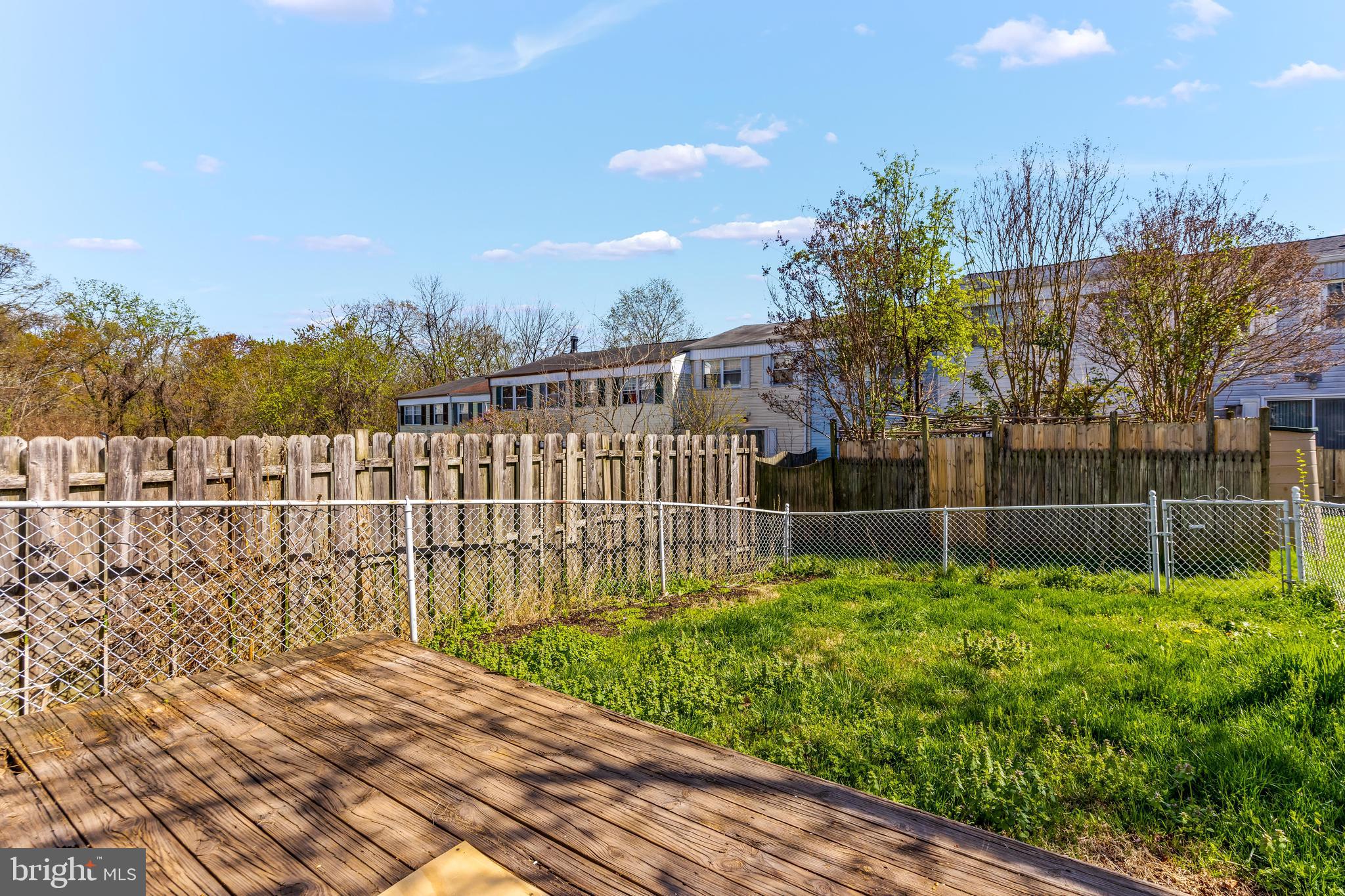 FRANKLIN RIDGE TOWNHOUSE - Residential