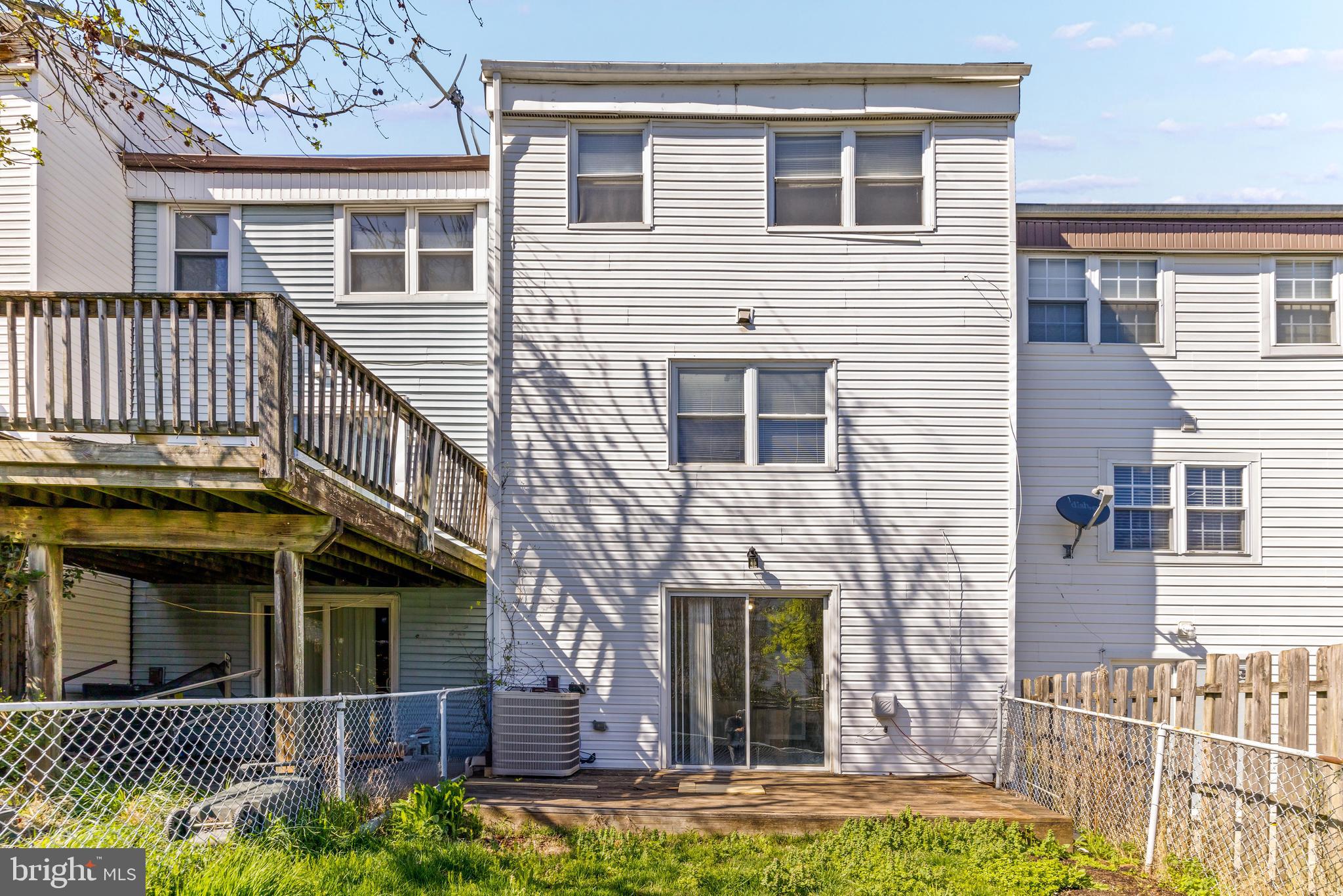 FRANKLIN RIDGE TOWNHOUSE - Residential