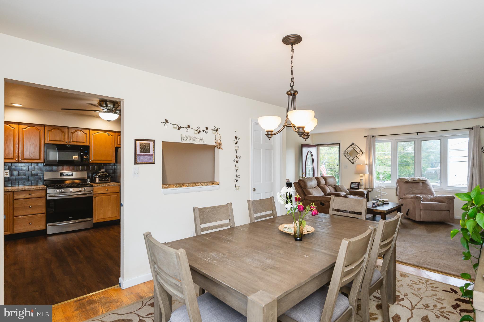 VILLAGE OF OLD HARFORD - Residential