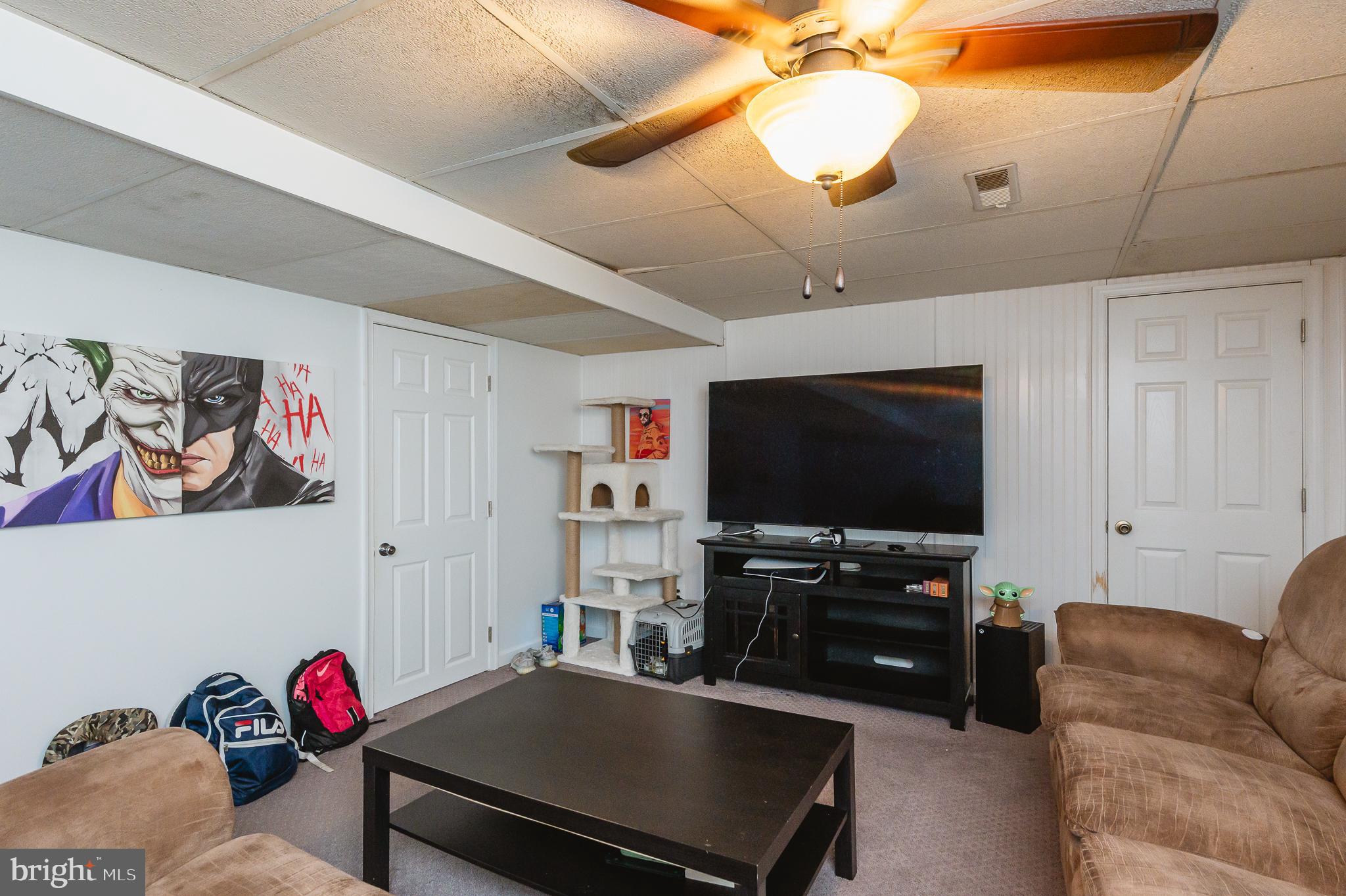 VILLAGE OF OLD HARFORD - Residential