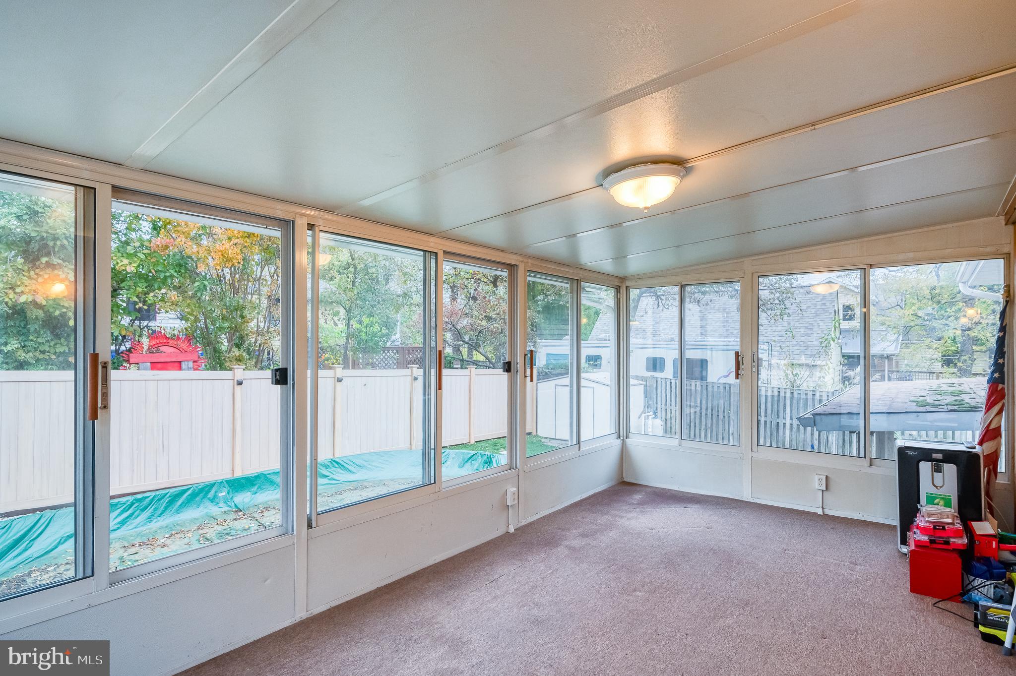 VILLAGE OF OLD HARFORD - Residential