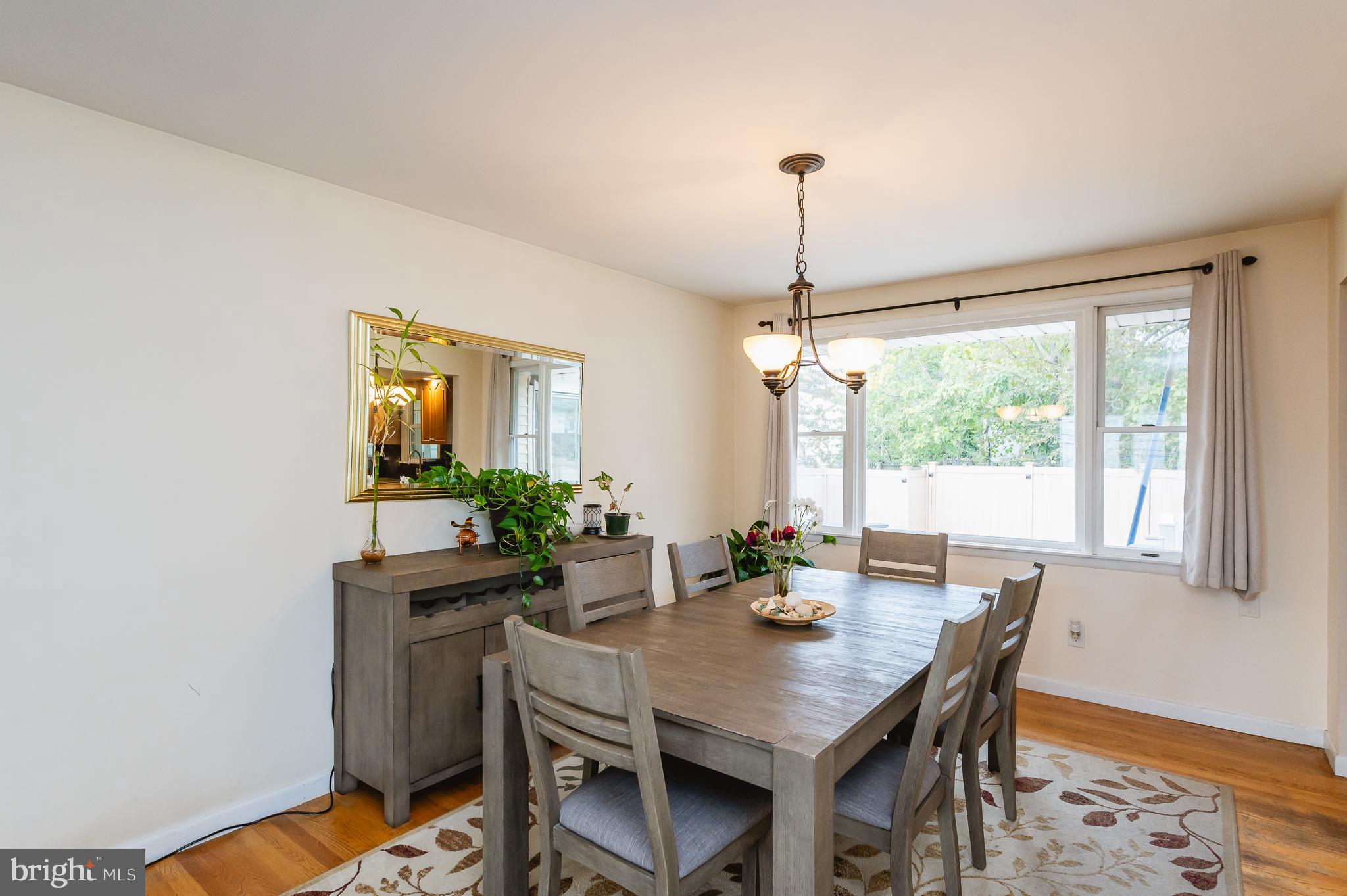 VILLAGE OF OLD HARFORD - Residential