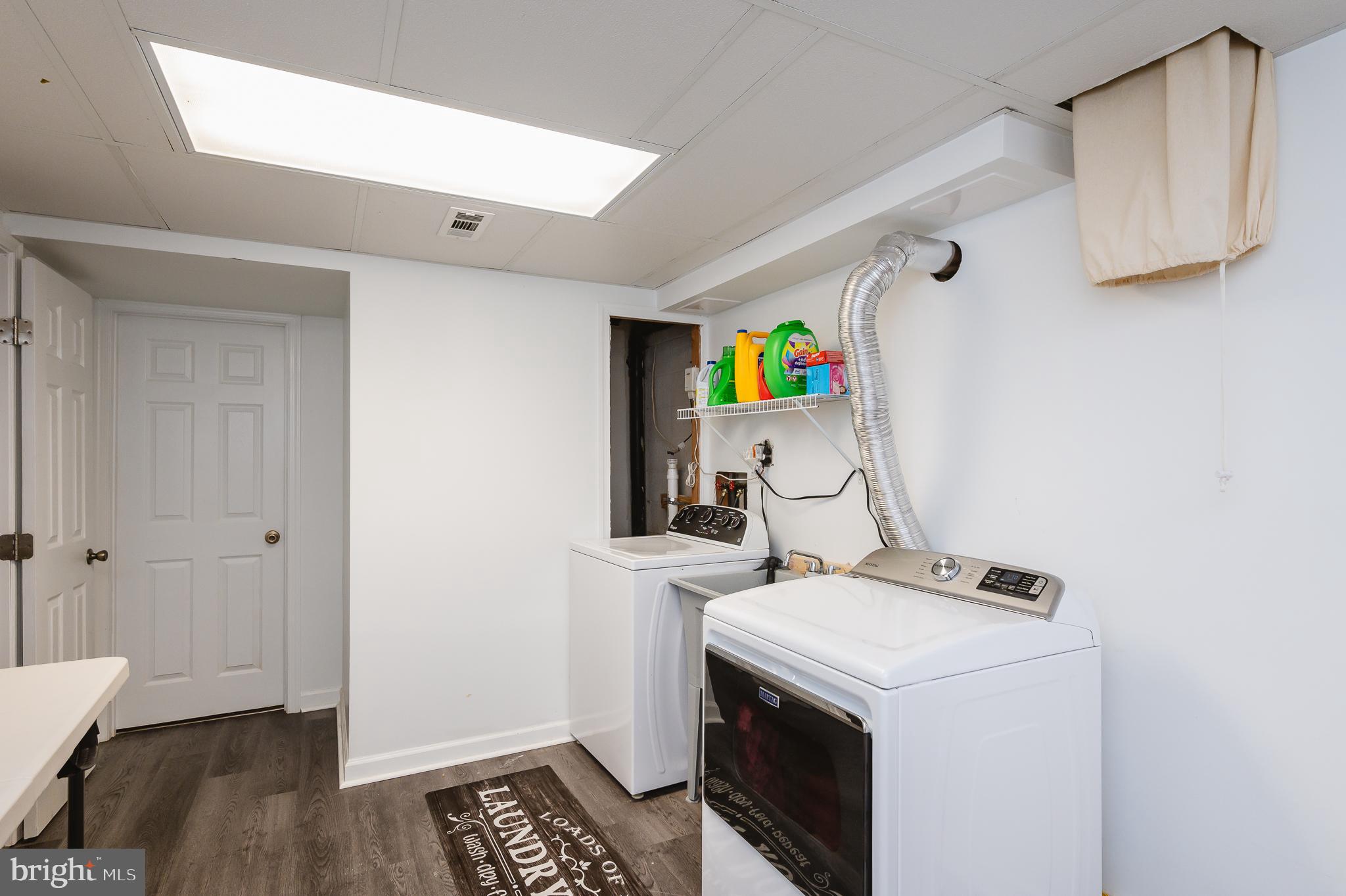 VILLAGE OF OLD HARFORD - Residential