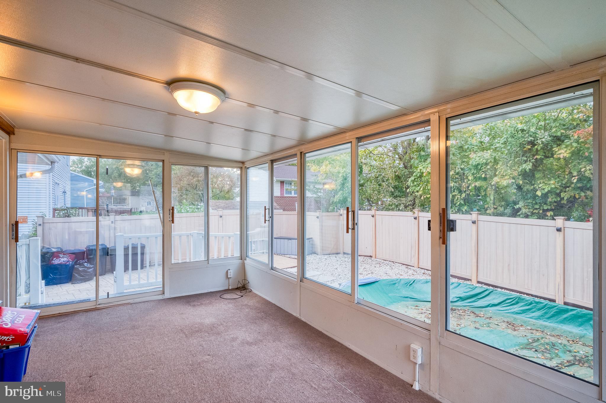 VILLAGE OF OLD HARFORD - Residential