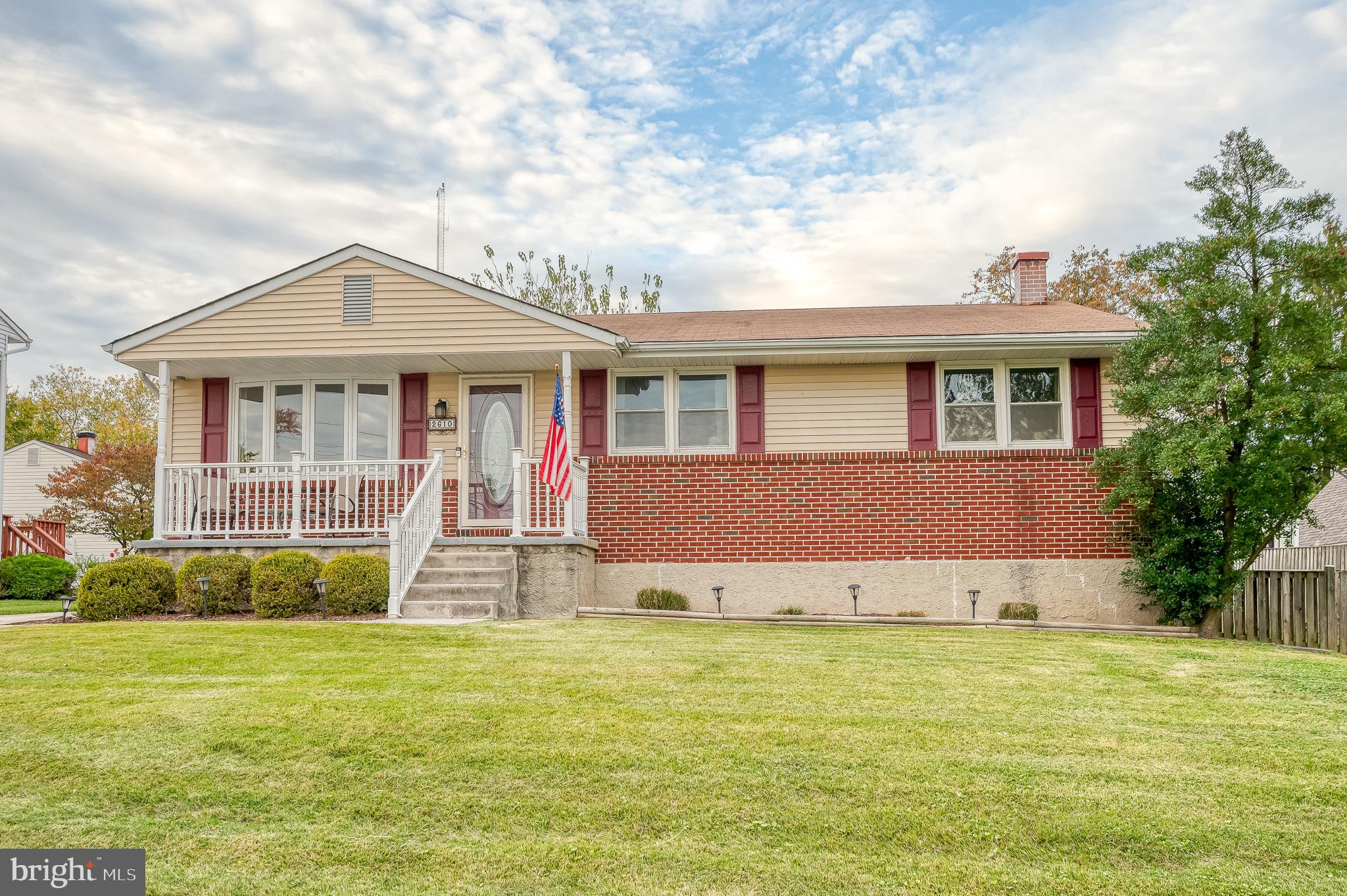 VILLAGE OF OLD HARFORD - Residential