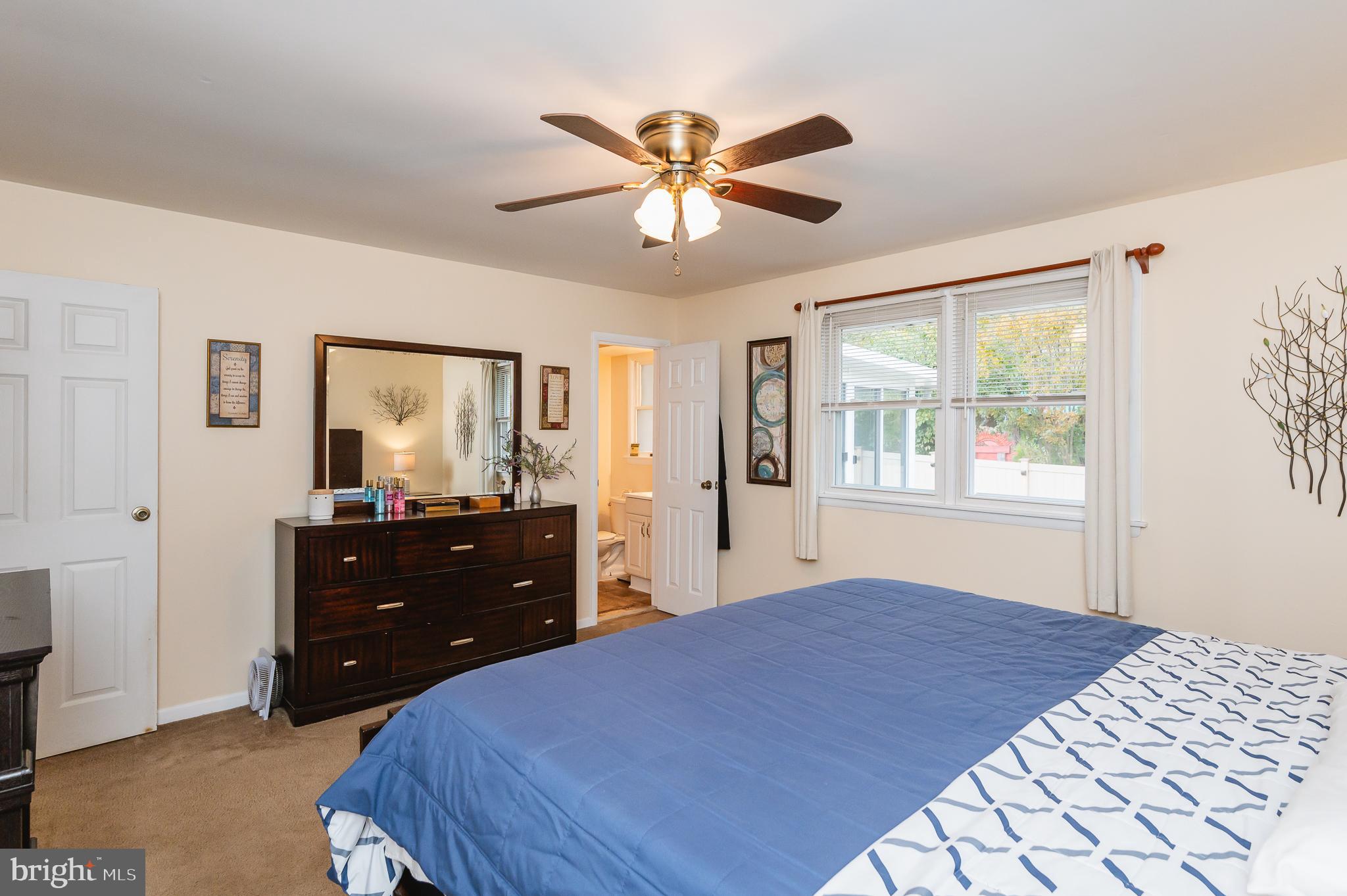 VILLAGE OF OLD HARFORD - Residential