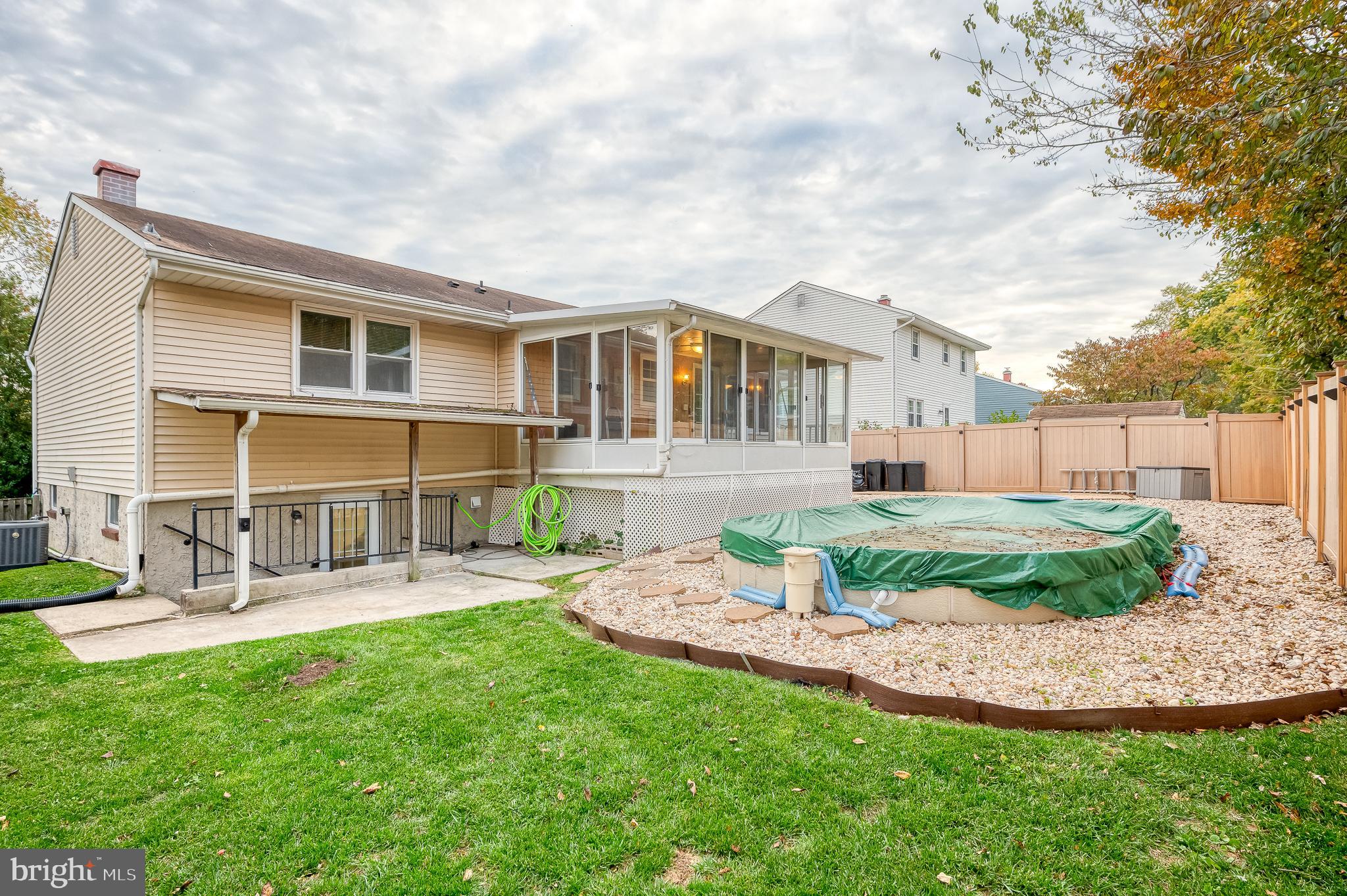 VILLAGE OF OLD HARFORD - Residential