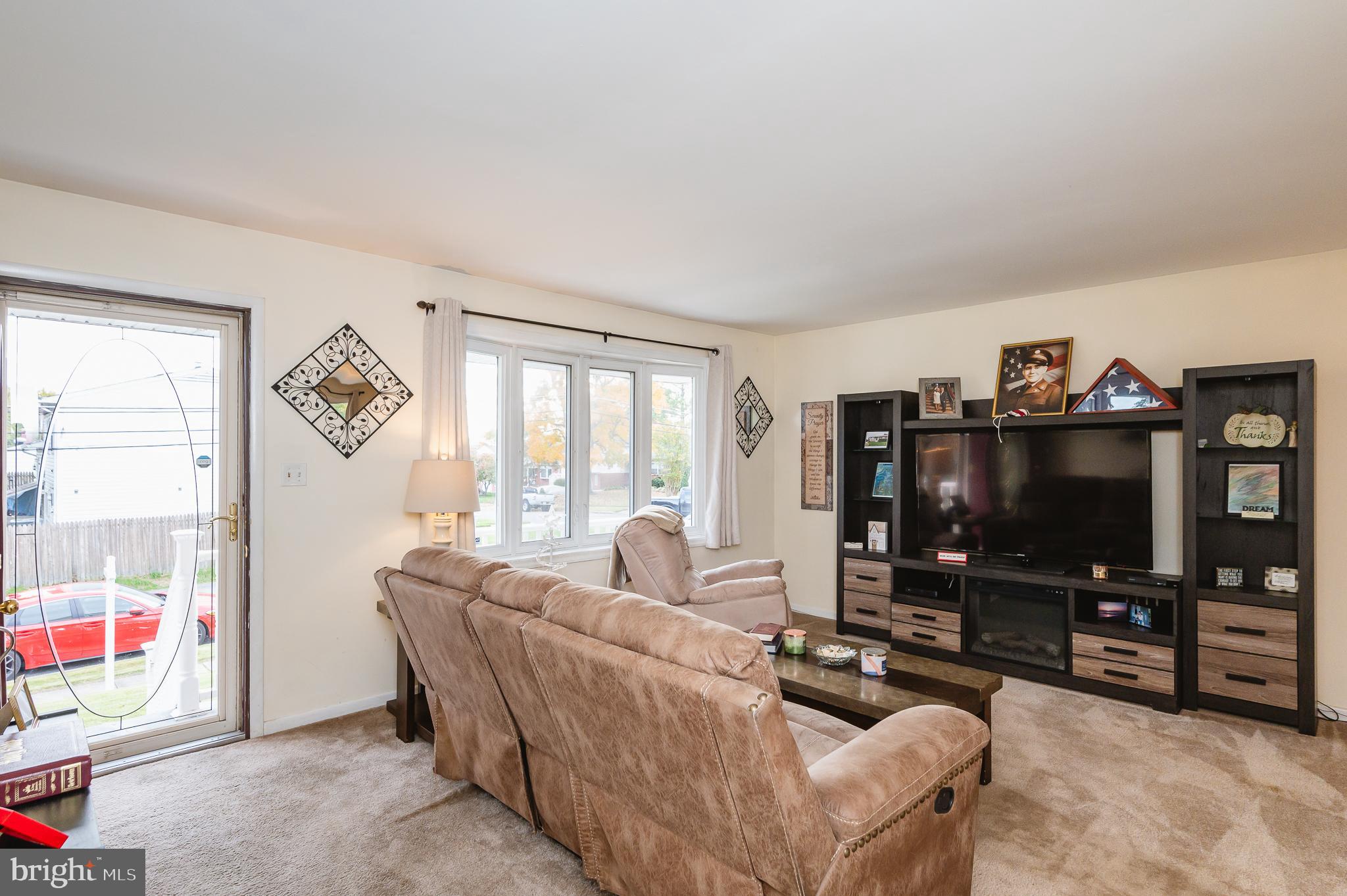 VILLAGE OF OLD HARFORD - Residential