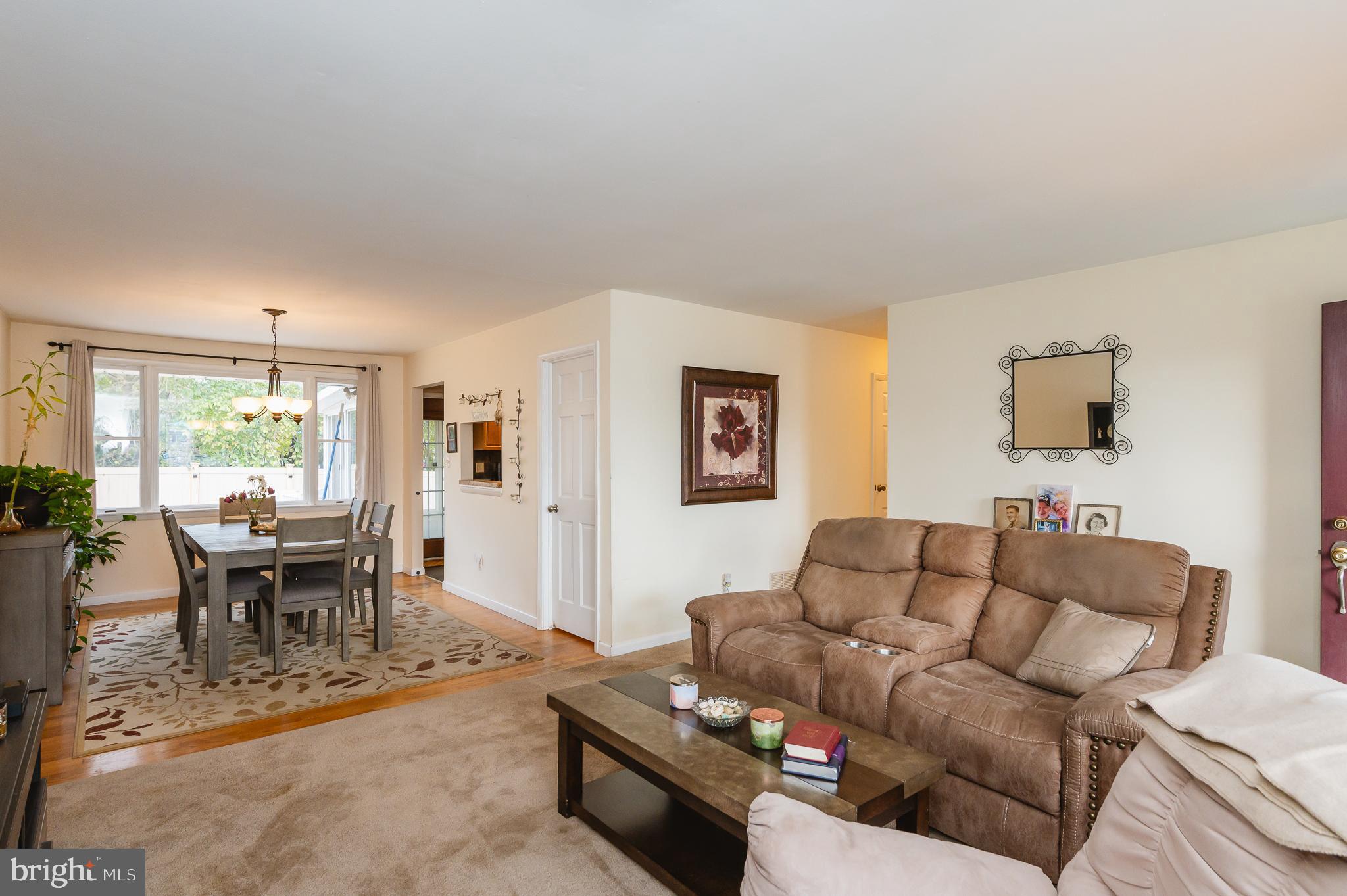 VILLAGE OF OLD HARFORD - Residential