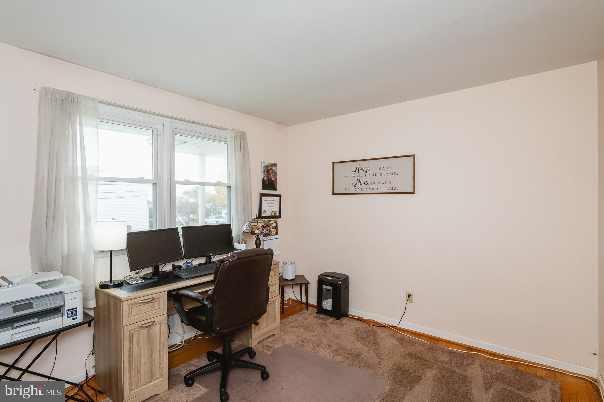 VILLAGE OF OLD HARFORD - Residential