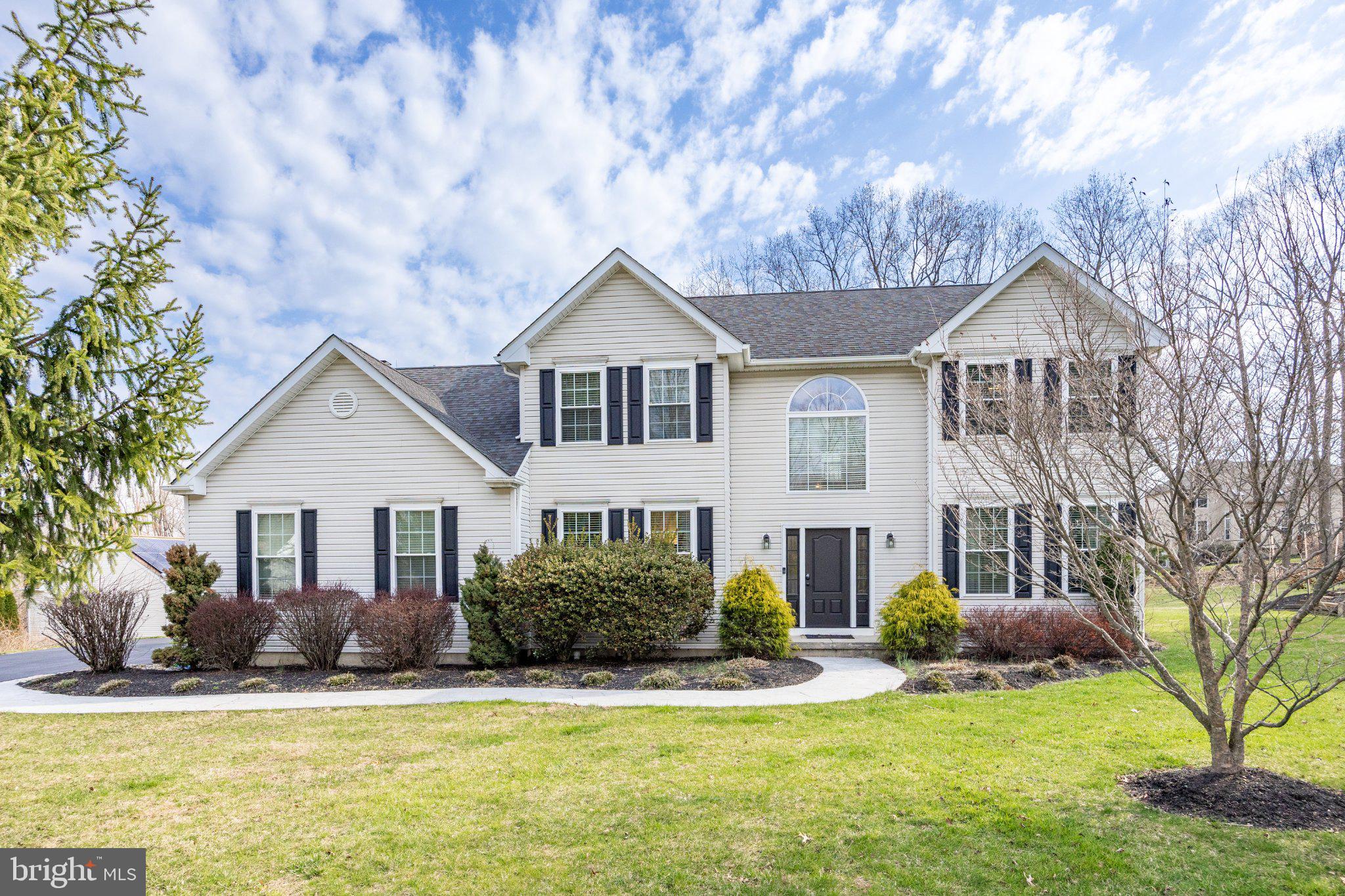 WOODS OF TAYLORS M - Residential