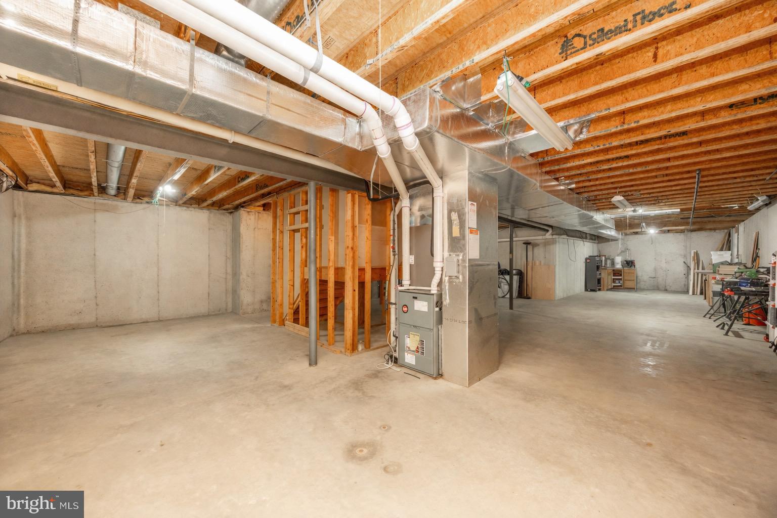 WOODS OF TAYLORS M - Residential