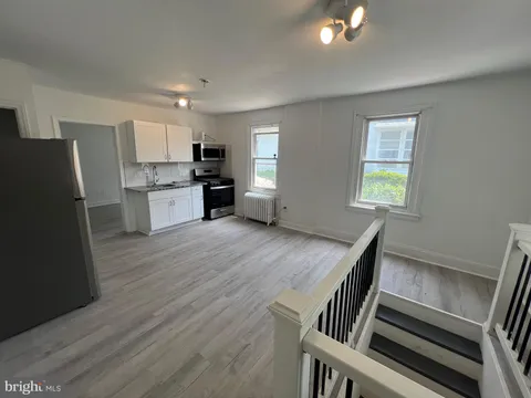 125 Sibley Avenue Unit A, Ardmore, PA MLS: PAMC2138790