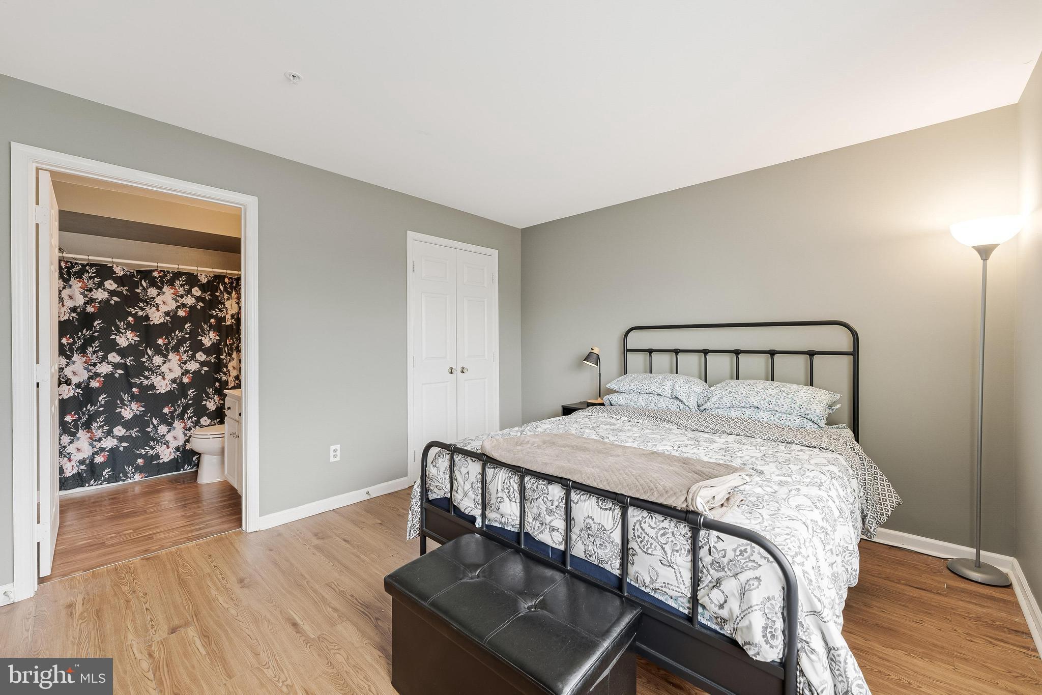 STRATFORD CONDOS - Residential