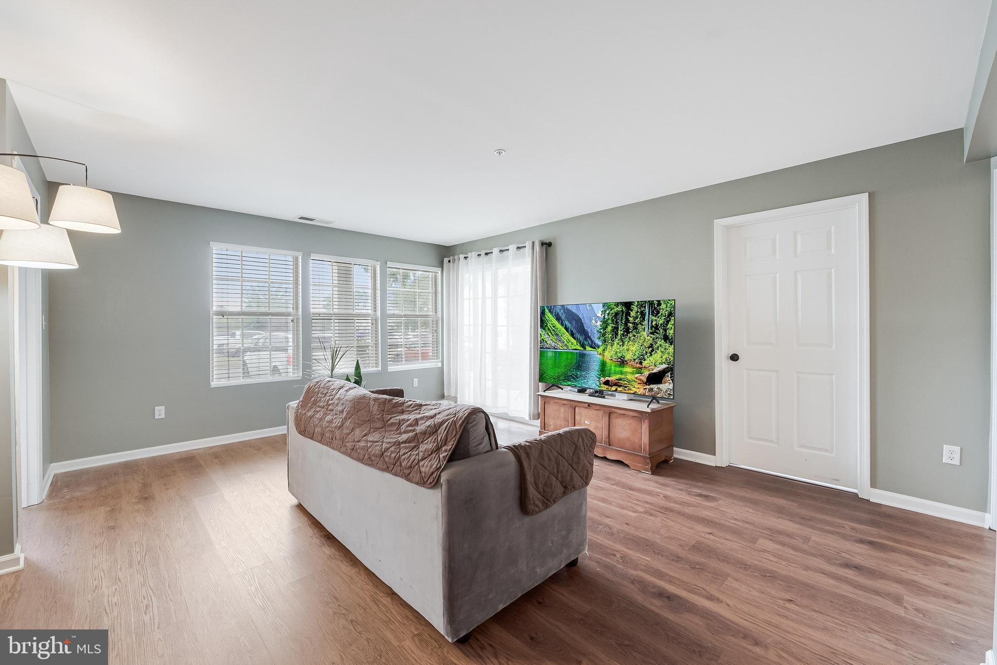 STRATFORD CONDOS - Residential