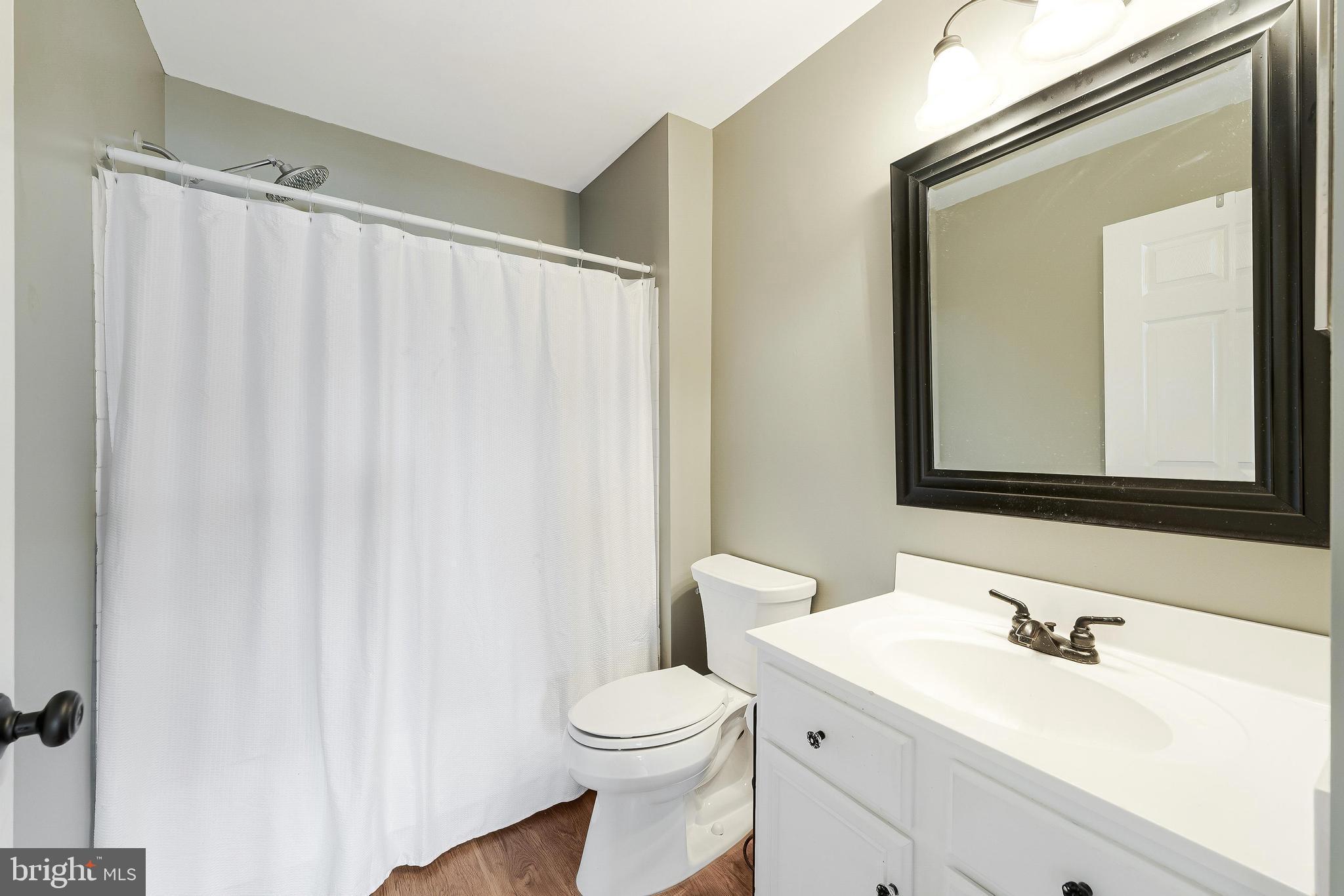 STRATFORD CONDOS - Residential