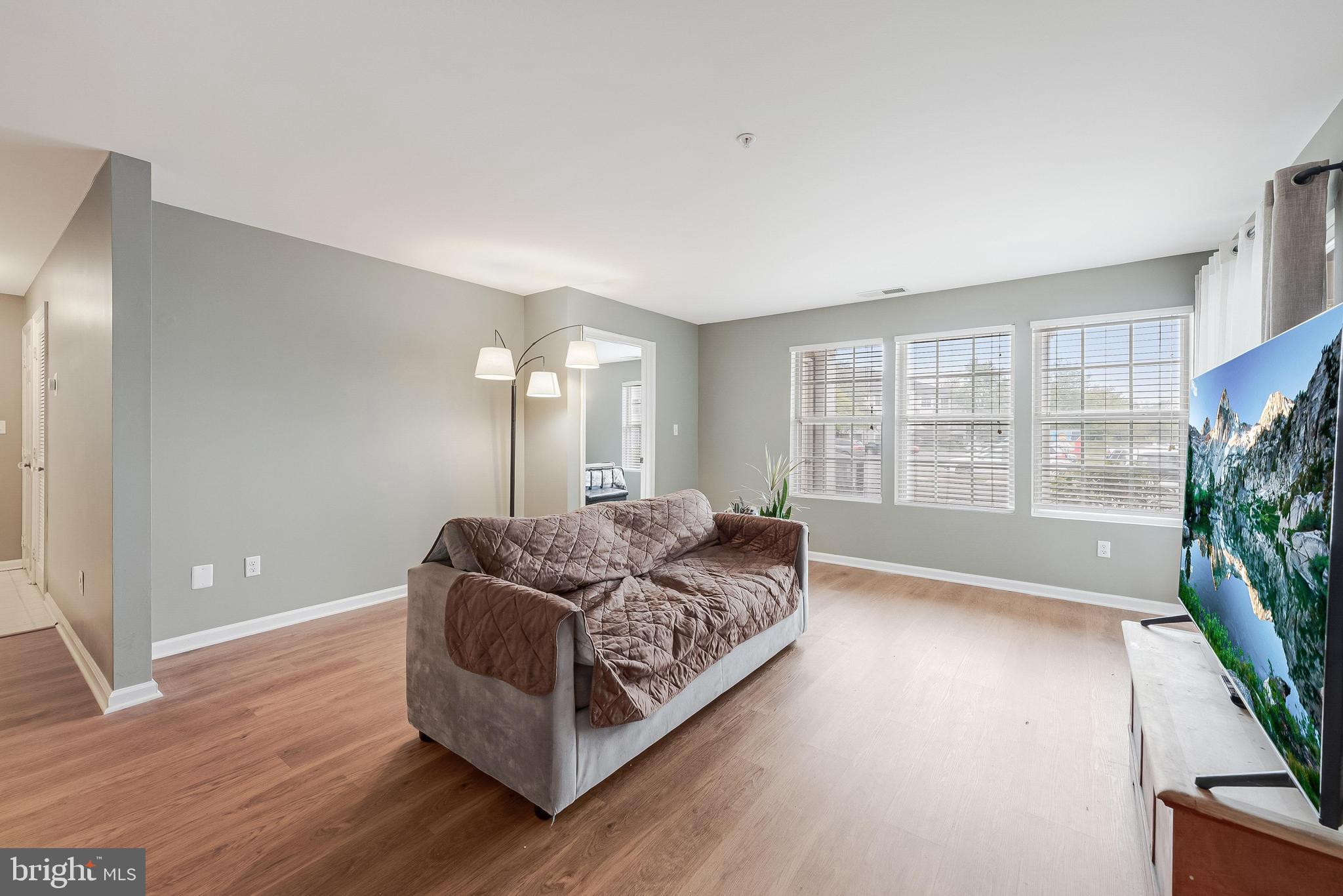 STRATFORD CONDOS - Residential