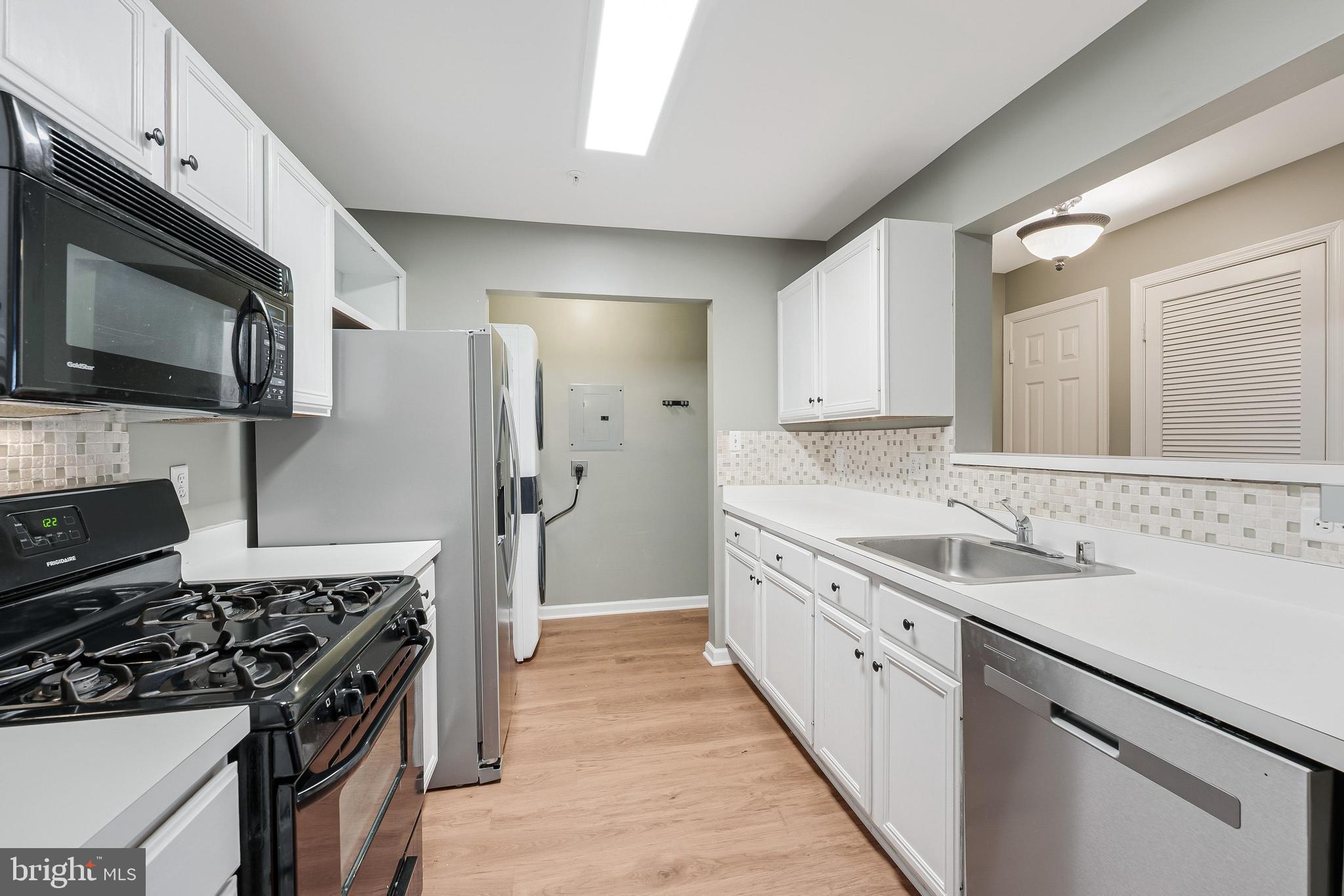 8091 LACY DRIVE 101