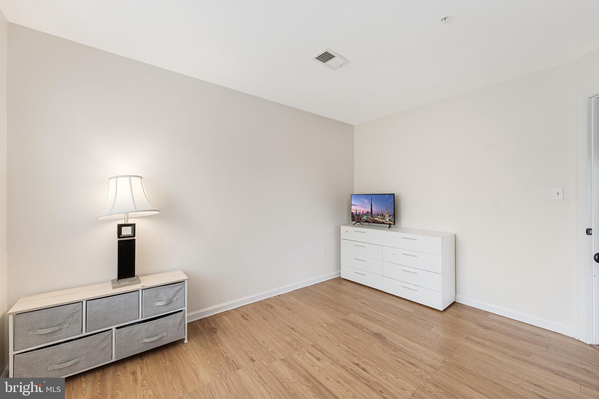 STRATFORD CONDOS - Residential