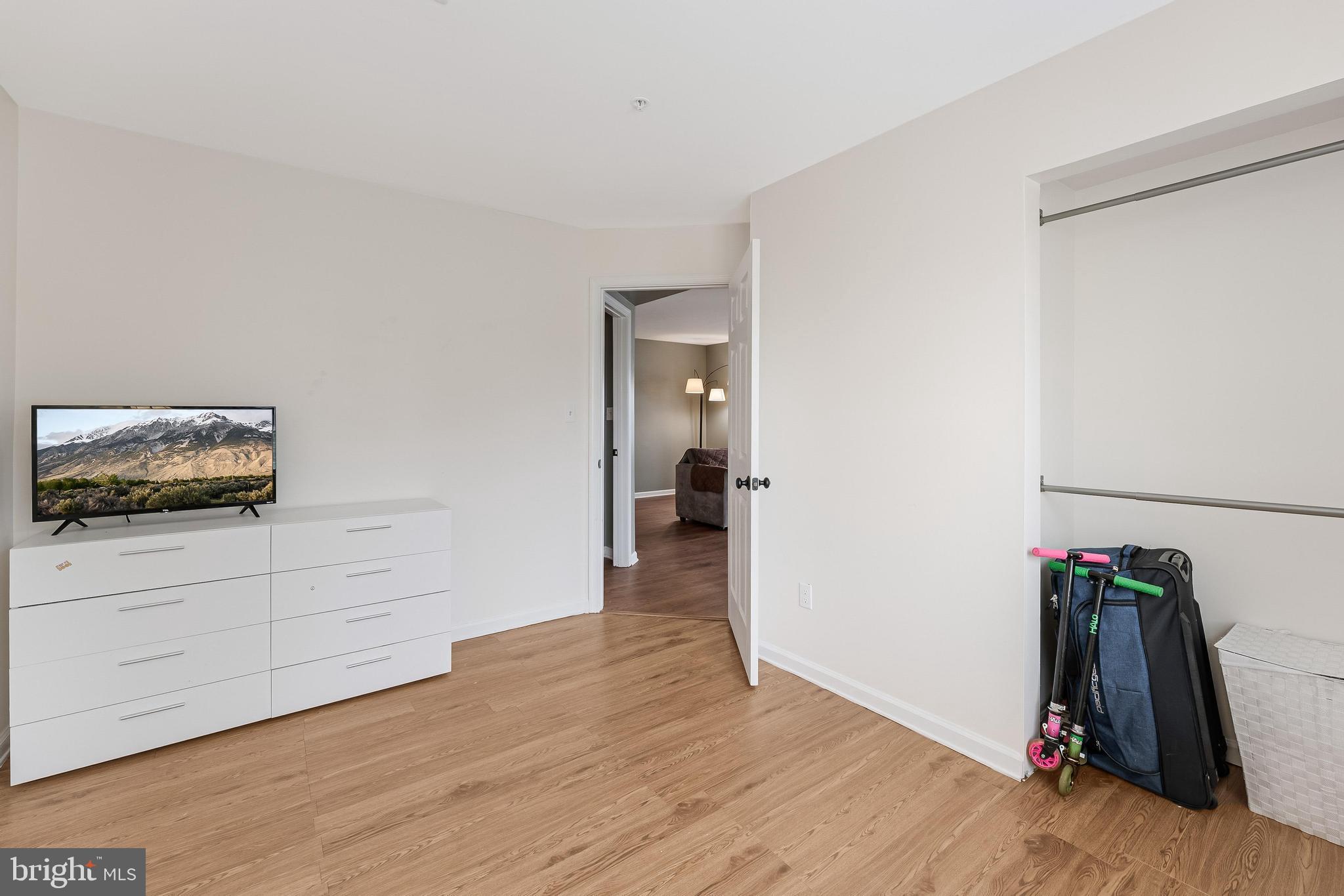 STRATFORD CONDOS - Residential