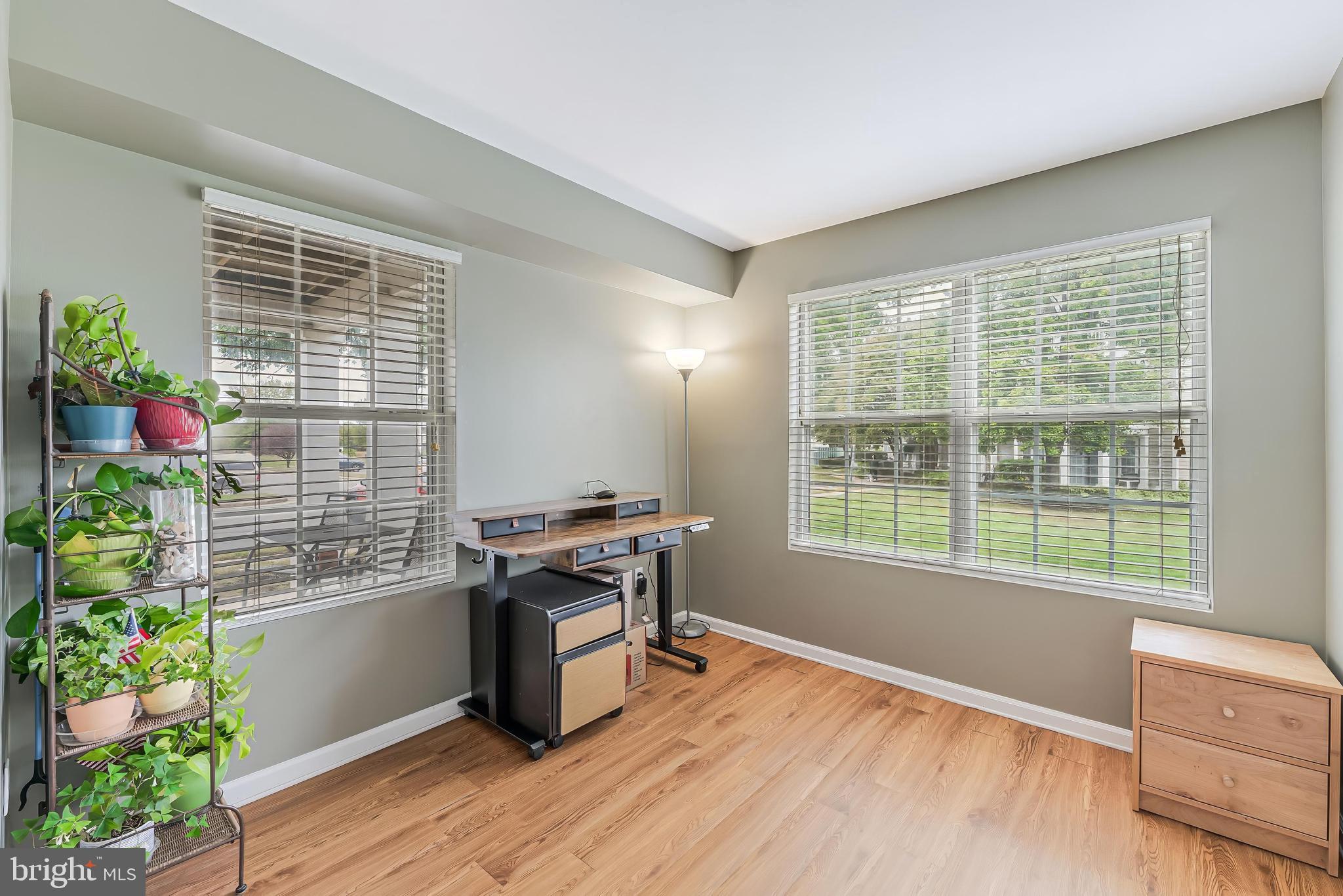 STRATFORD CONDOS - Residential