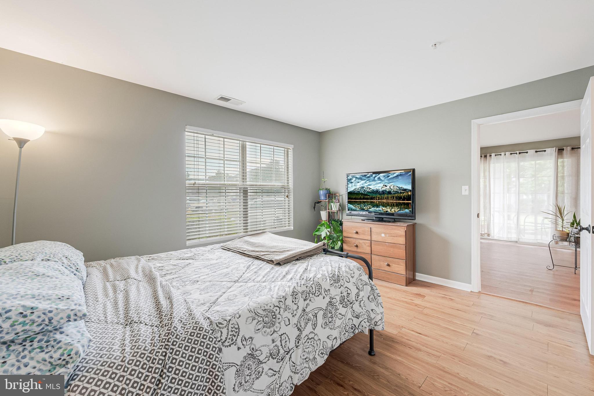 STRATFORD CONDOS - Residential