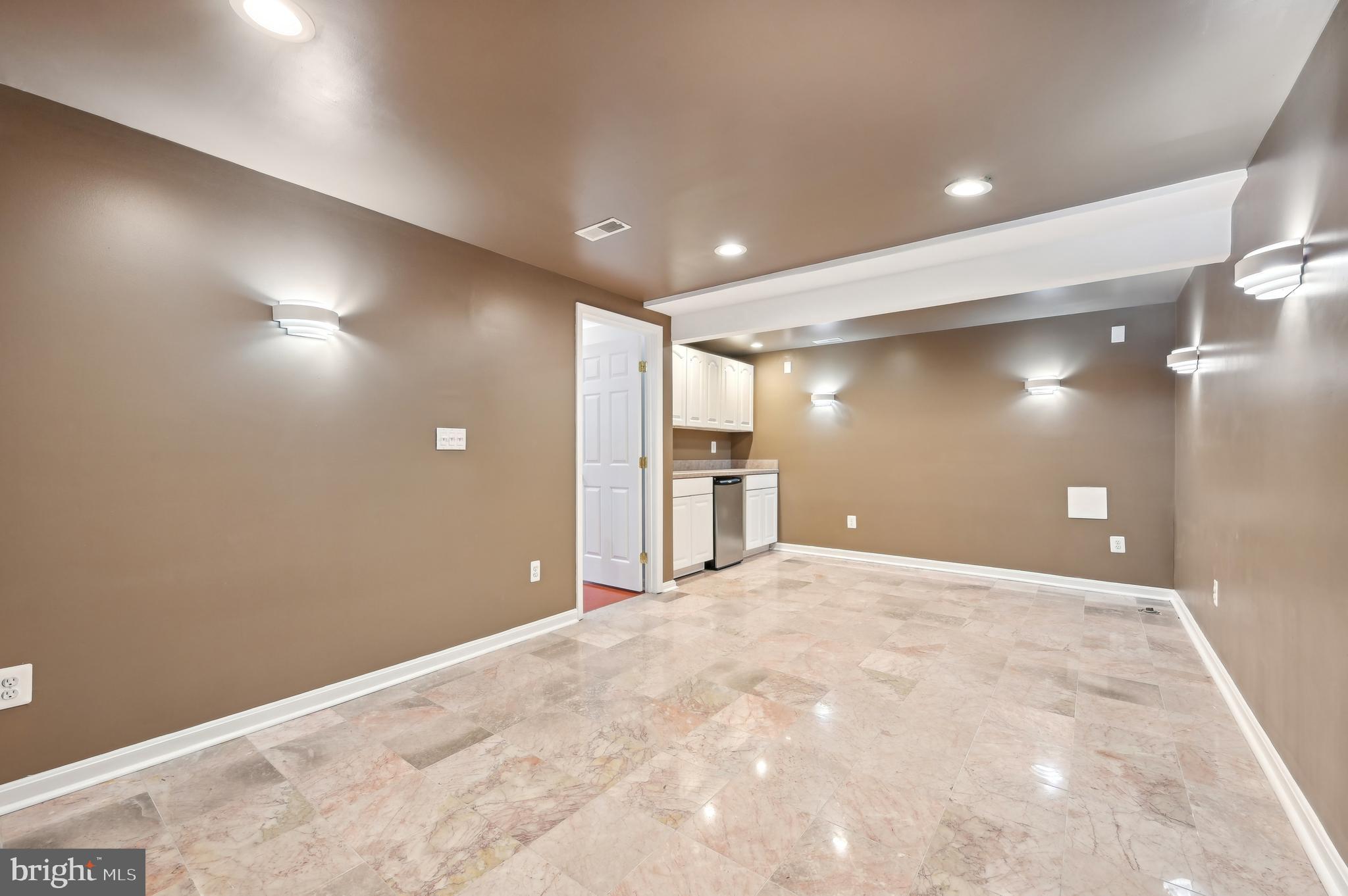 KENWOOD - Residential