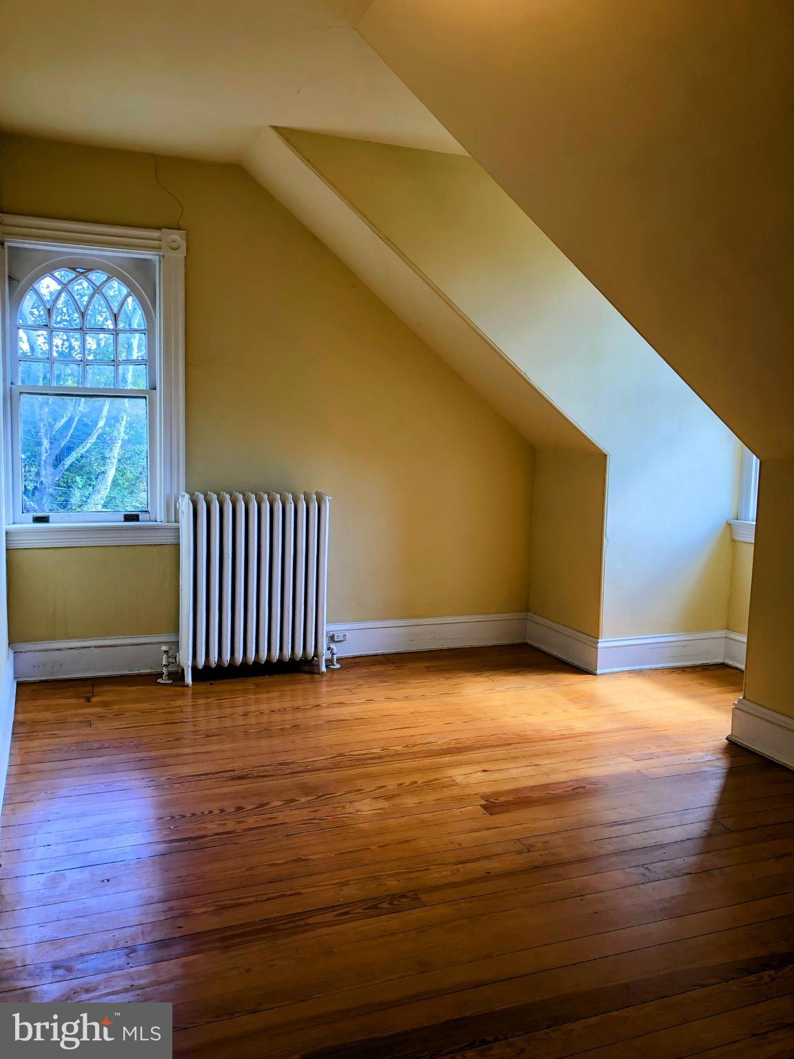 SCHOOL LANE HILLS - Residential