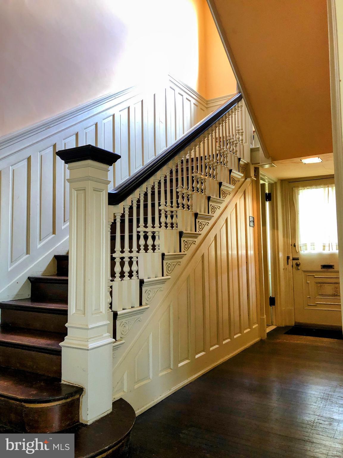 SCHOOL LANE HILLS - Residential