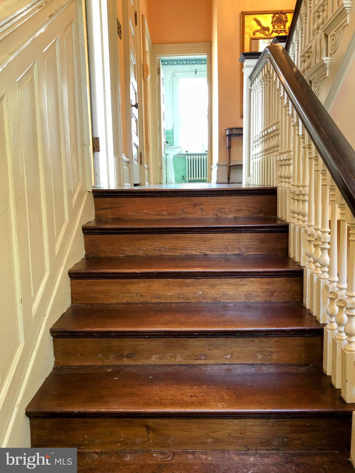 SCHOOL LANE HILLS - Residential