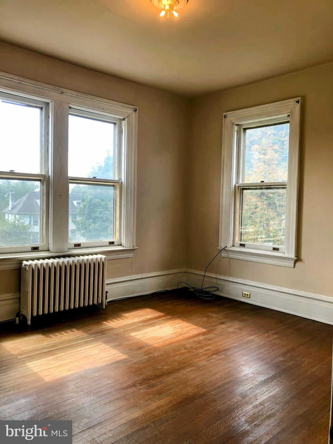 SCHOOL LANE HILLS - Residential