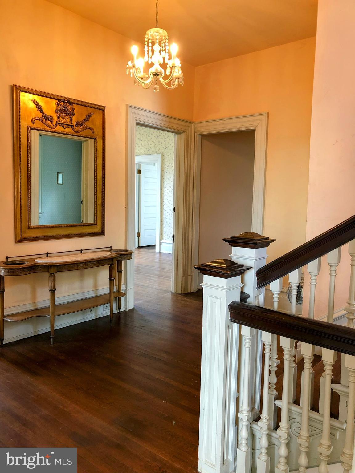 SCHOOL LANE HILLS - Residential