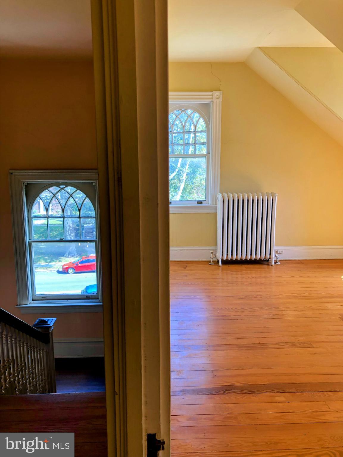 SCHOOL LANE HILLS - Residential