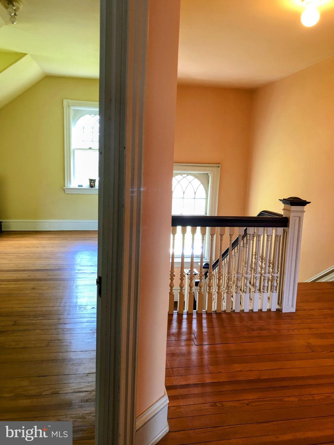 SCHOOL LANE HILLS - Residential