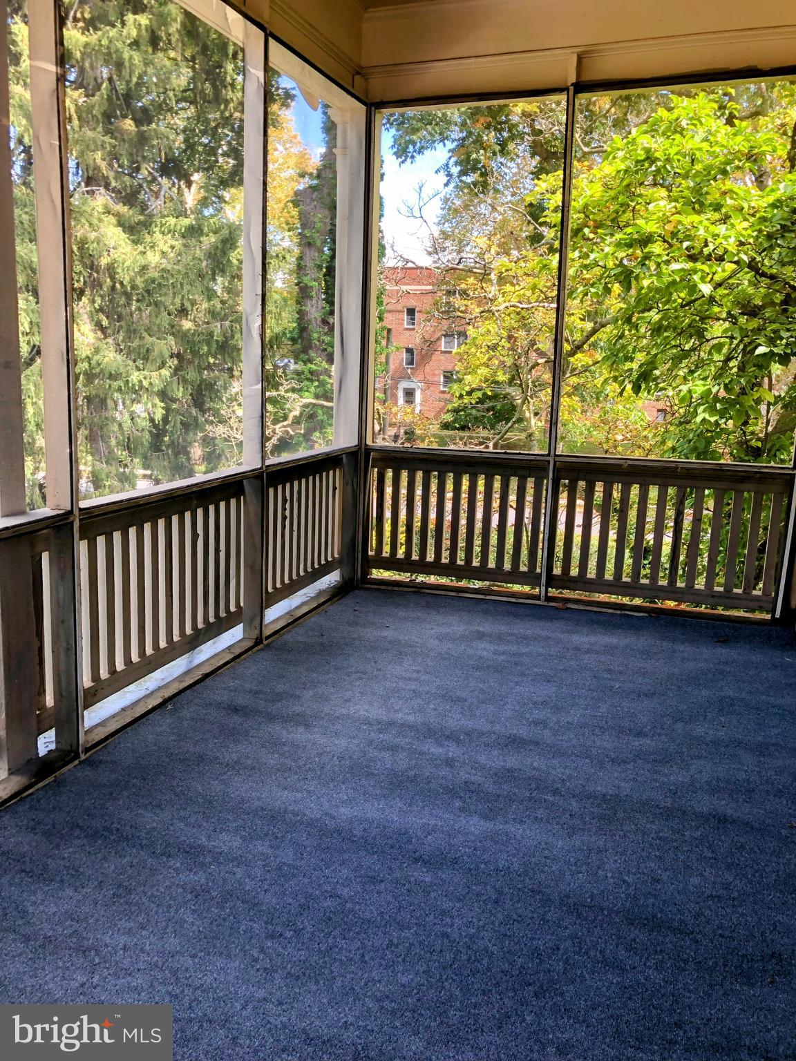 SCHOOL LANE HILLS - Residential